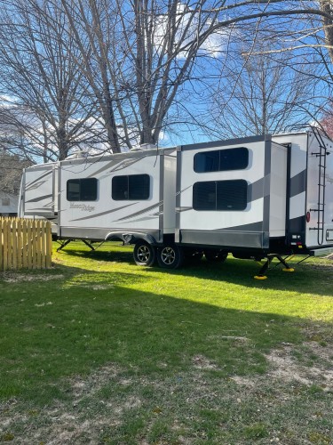 Top 10 RV Rentals In Bloomington, Illinois - Updated 2024 | Trip101