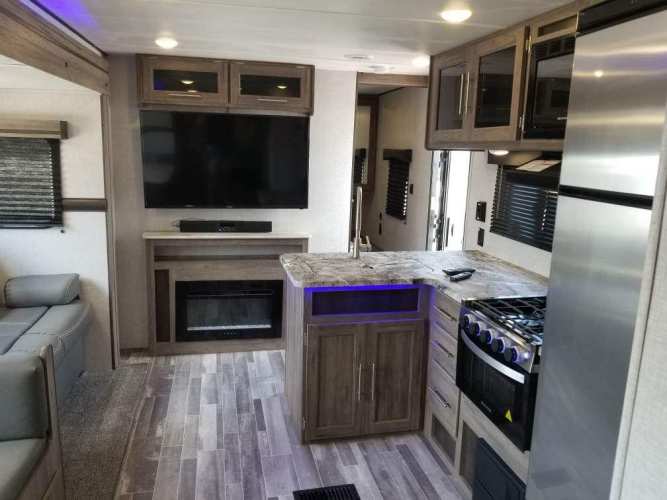 Hit The Road In Style Your Ultimate Guide To Motorhome Rental Lincoln Ne