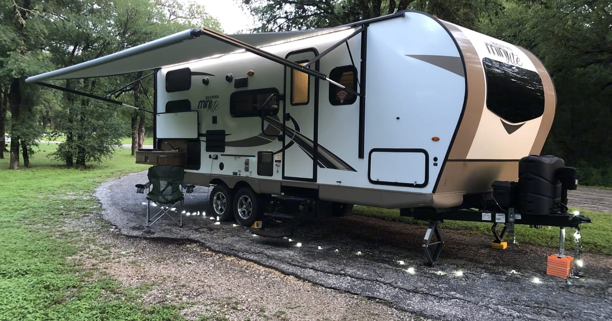 2018 Rockwood Mini Lite 2509S Trailer Rental in Fort Worth