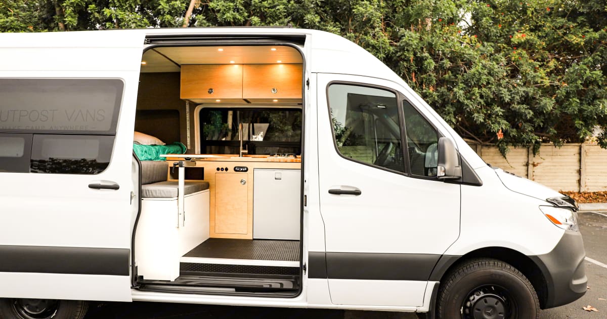 2019 MercedesBenz Sprinter Camper Van Rental in Oceanside, CA Outdoorsy