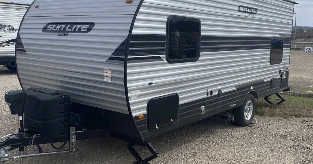 Photos 2020 Sun Lite SunLite Trailer Rental in TX