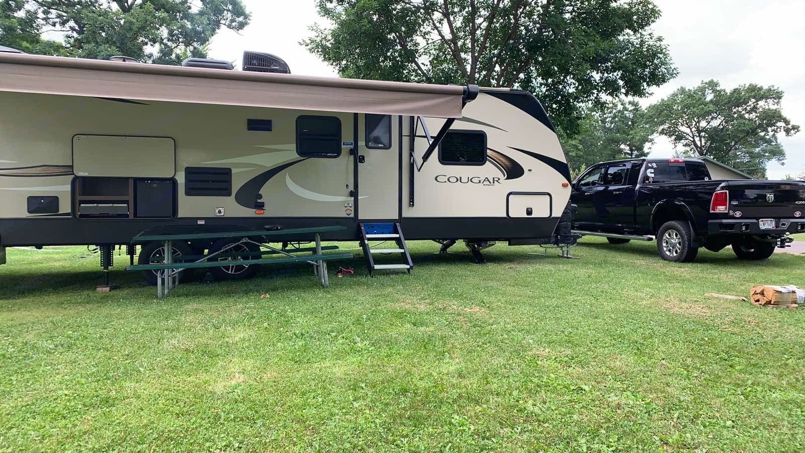 2019 Keystone Cougar Half Ton Trailer Rental In Kenosha Wi Outdoorsy
