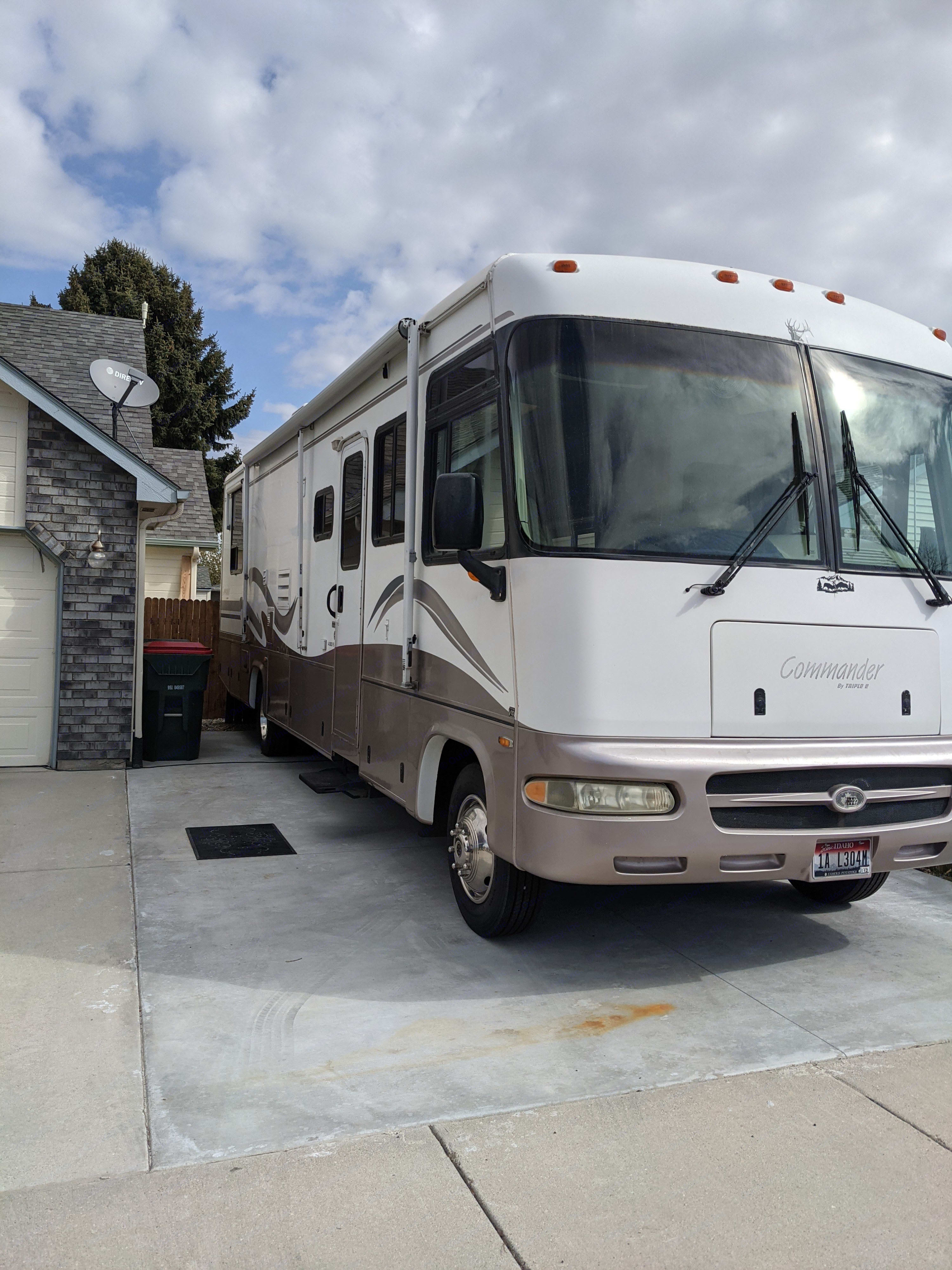 1999 Triple E Commander Class A Rental in Meridian, ID Outdoorsy