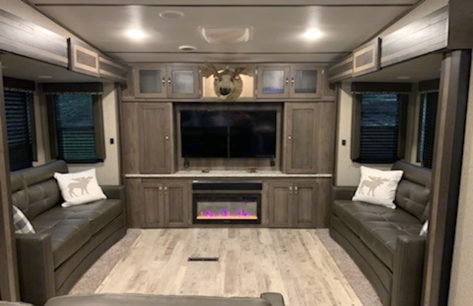 2020 Keystone Sprinter FifthWheel Rental in Orange Park, FL Outdoorsy