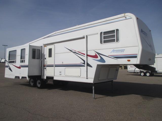 2002 Holiday Rambler Alumascape 32' 5th wheel