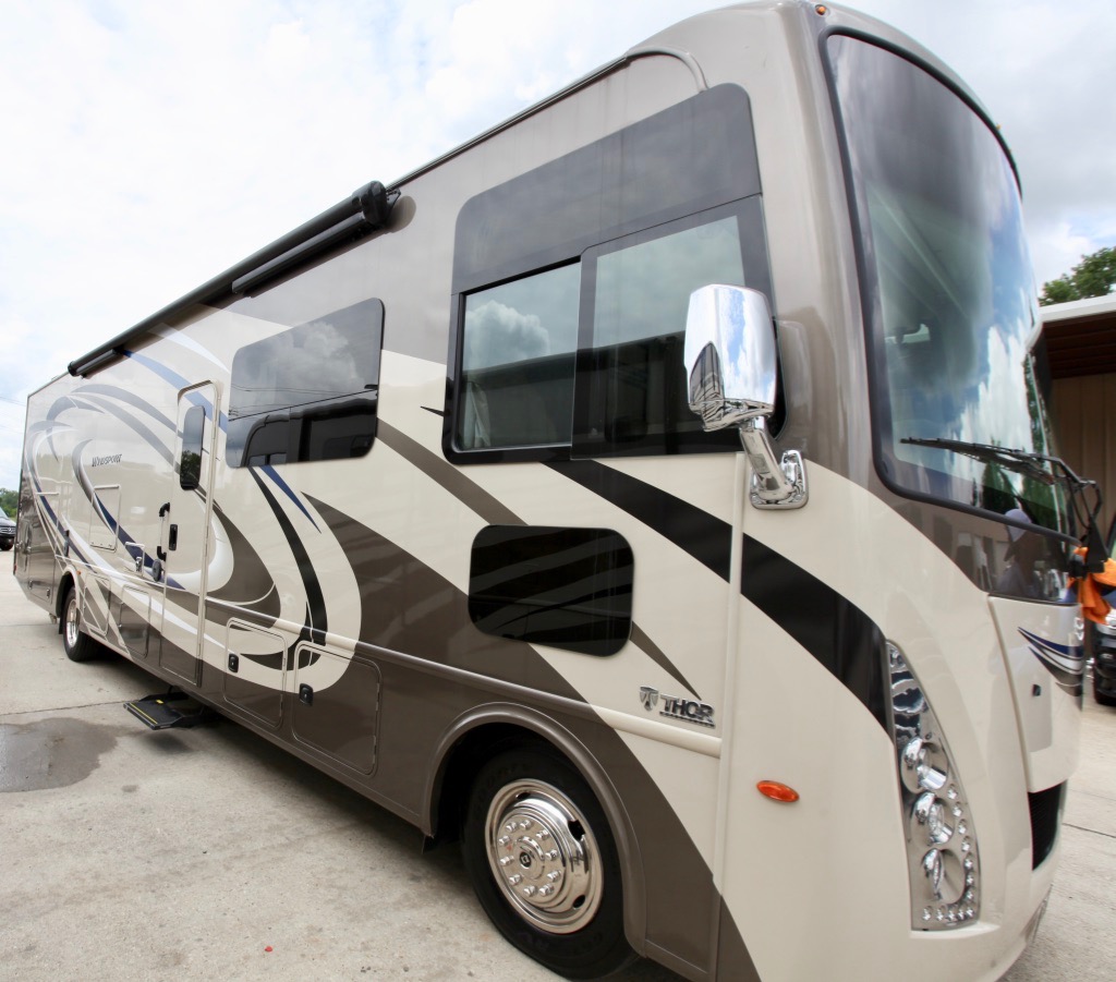 2017 Thor Motor Coach Windsport Class A Rental in Tampa, FL | Outdoorsy