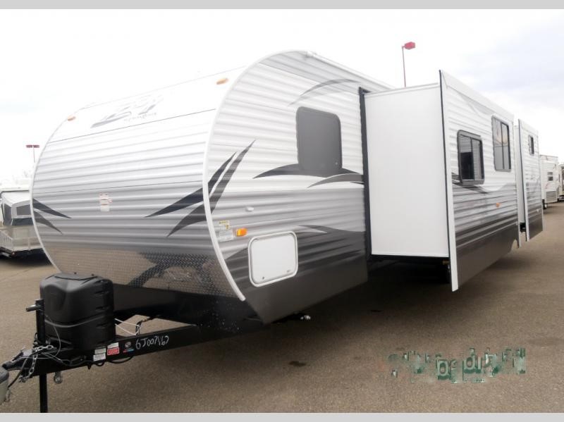 2016 Crossroads Z-1 Travel trailer in Spring Grove, VA | Outdoorsy