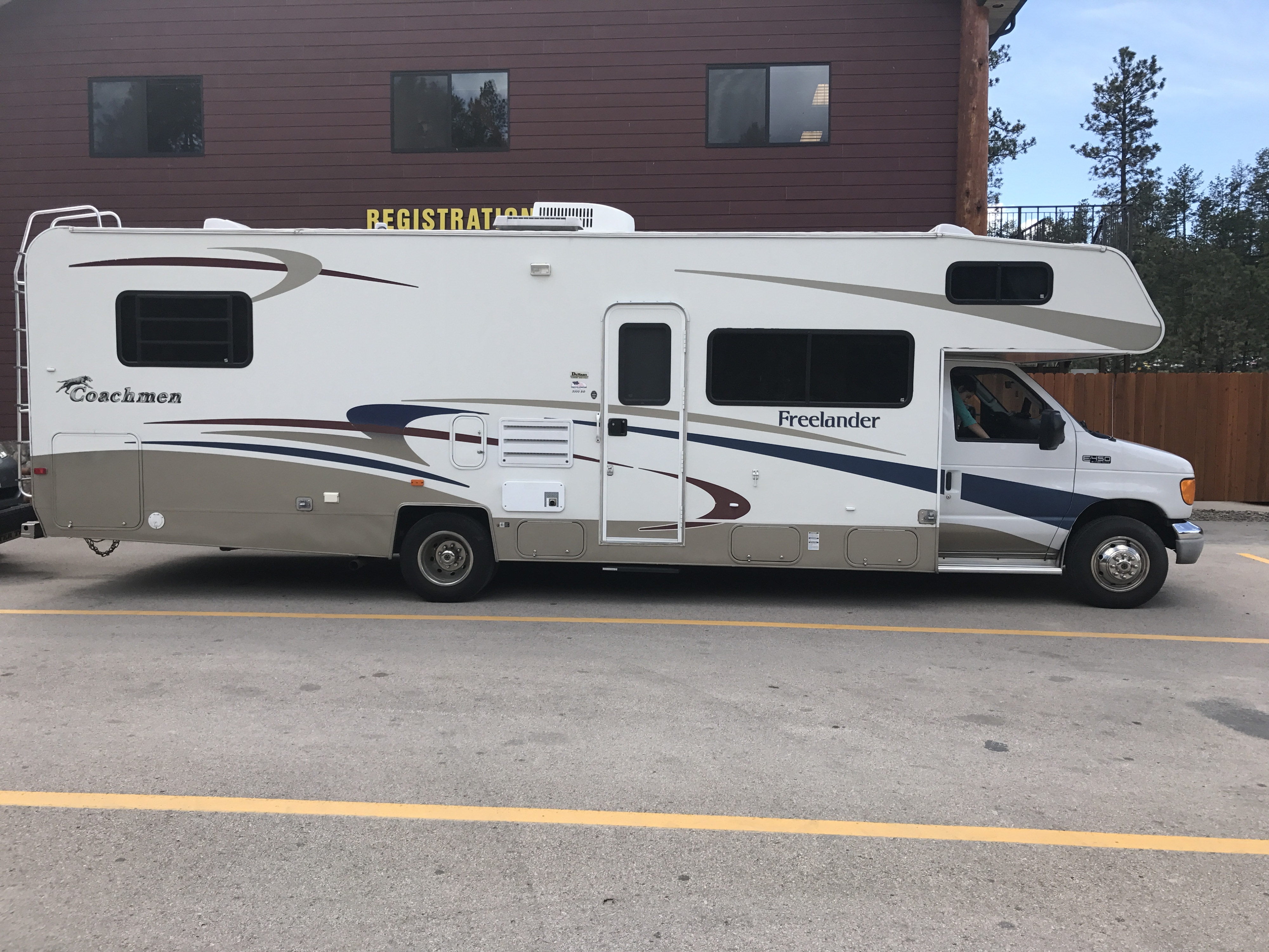 04 Coachmen Freelander Class C Rental In Franklin Wi Outdoorsy 04 Coachmen Freelander Class C Rental In Franklin Wi Outdoorsy