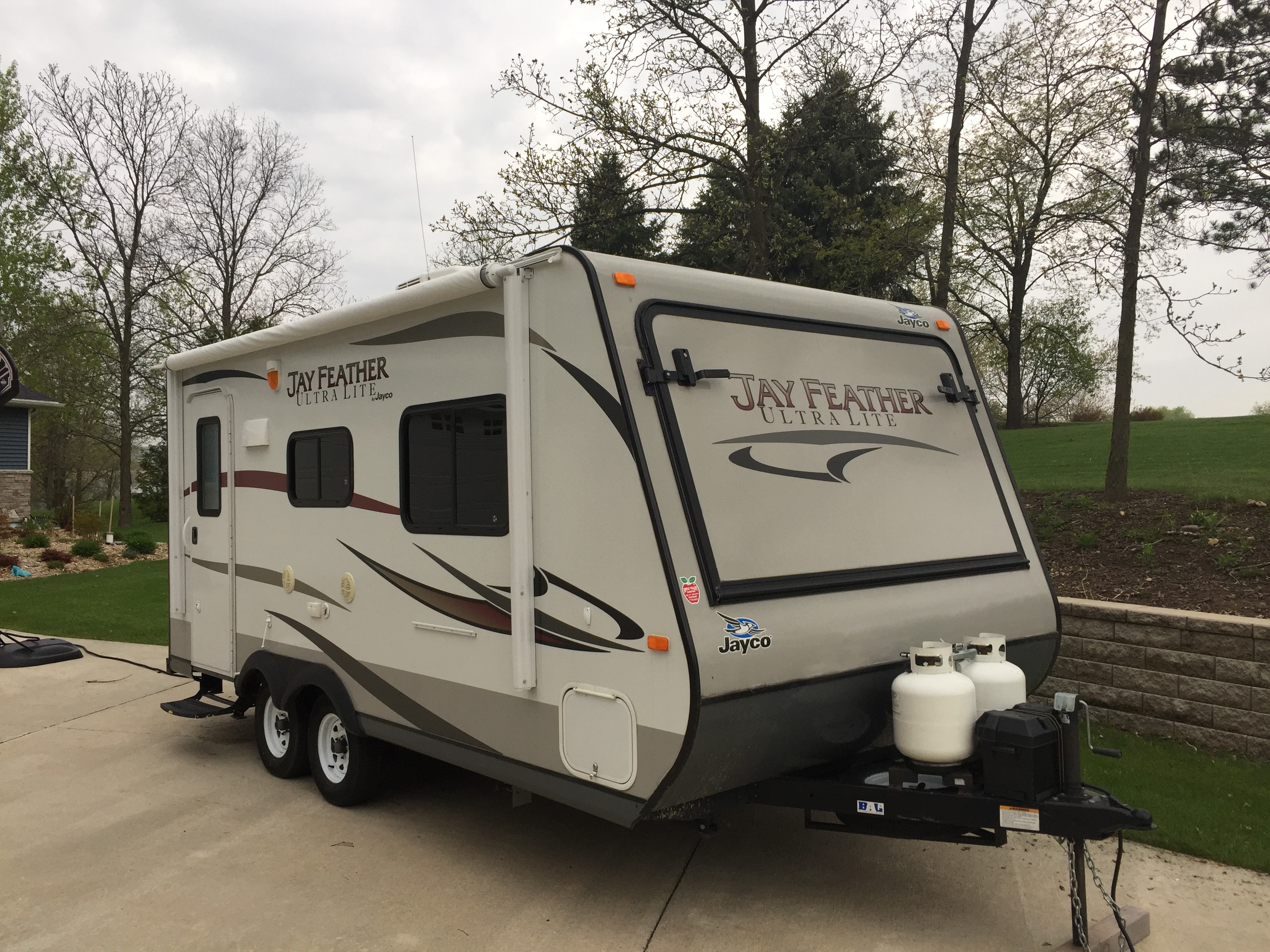 Jayco Jay Feather Hybrid