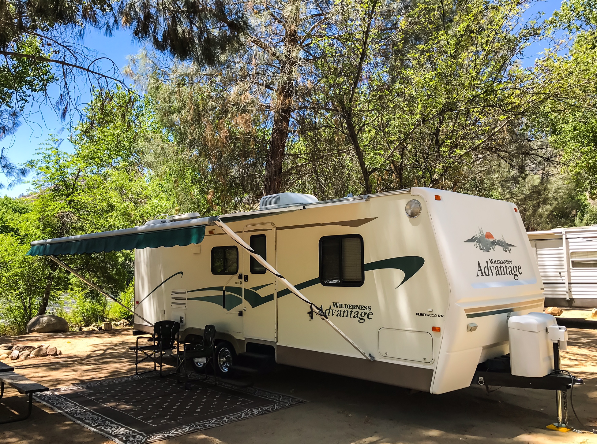 2004 wilderness travel trailer 25ft