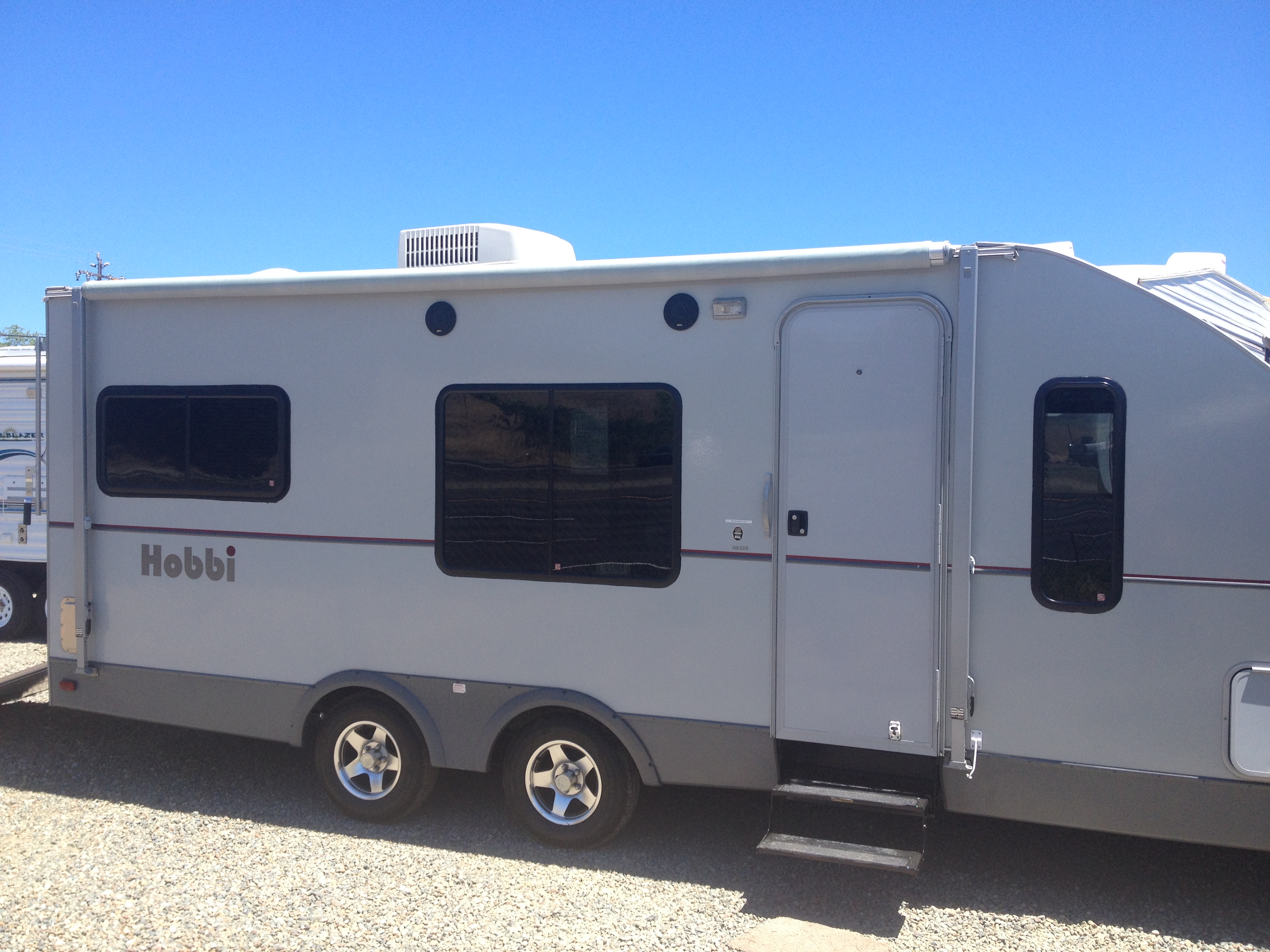 2006 Keystone Hobbi Toy hauler Rental in Reno, NV