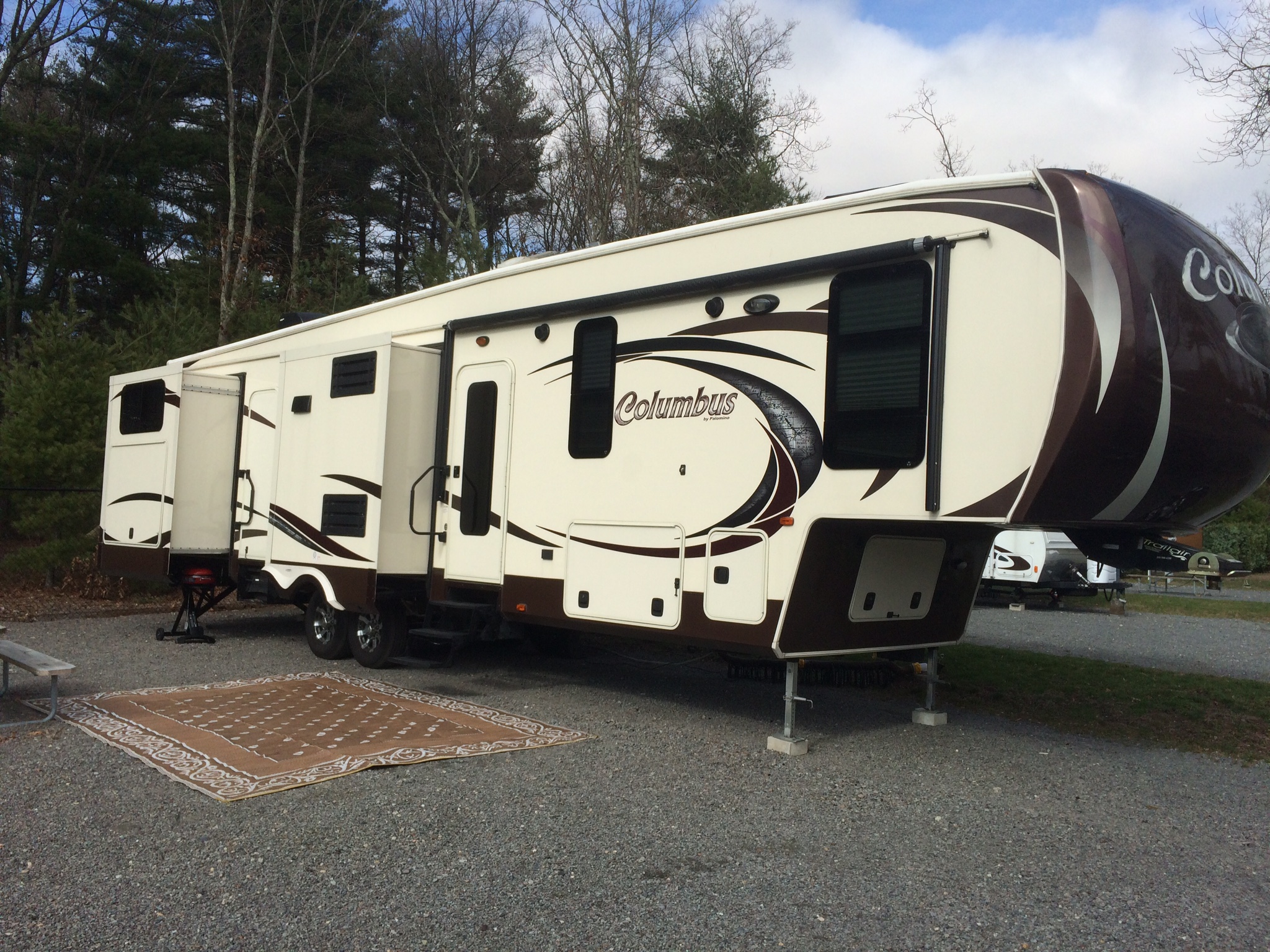 2013 Palomino Columbus FifthWheel Rental in Beverly, MA Outdoorsy
