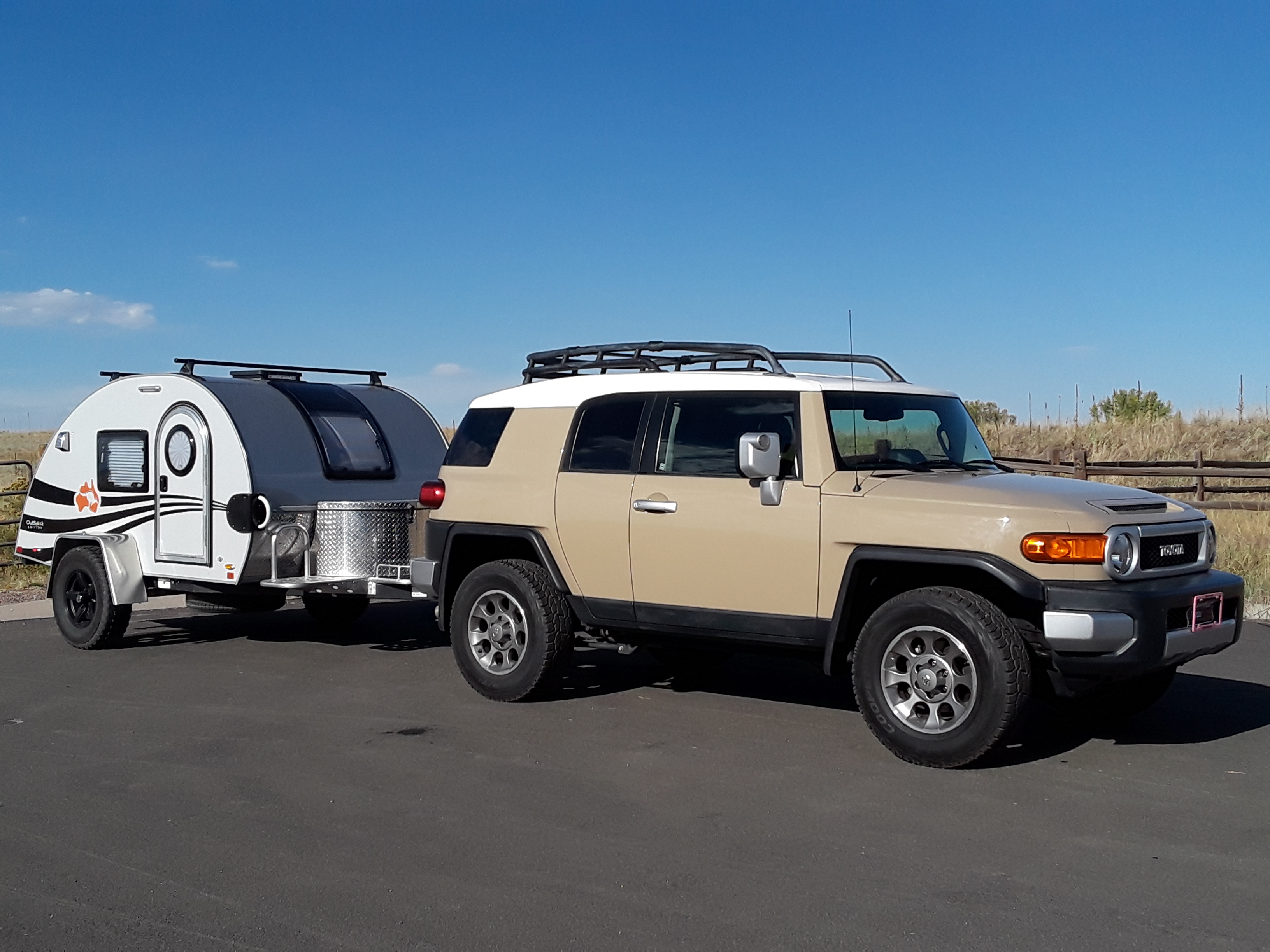 2014 Toyota Fj Cruiser Motor Home Tow Vehicle Rental In Centennial