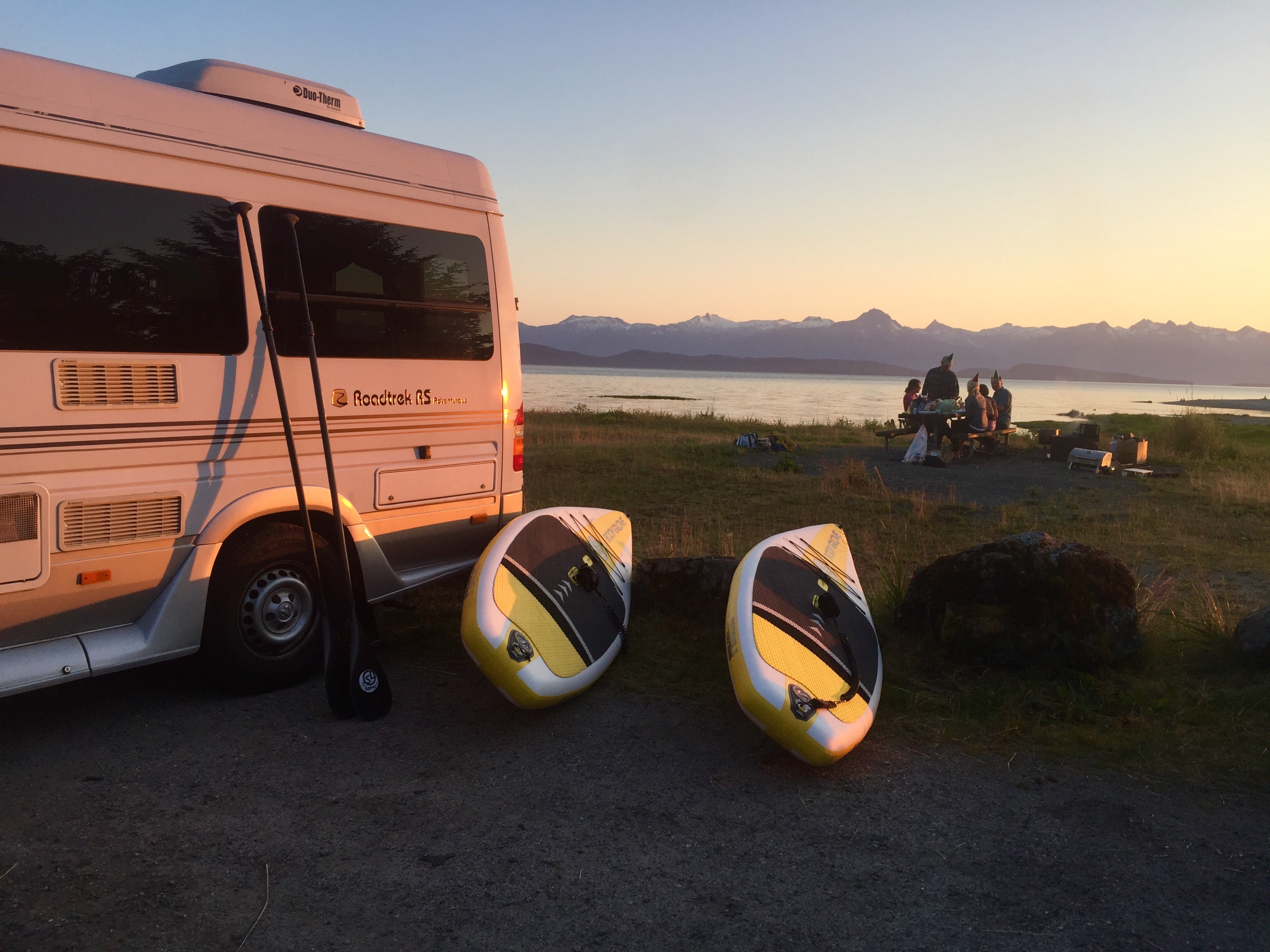 2006 MercedesBenz Sprinter Camper Van Rental in Juneau, AK Outdoorsy