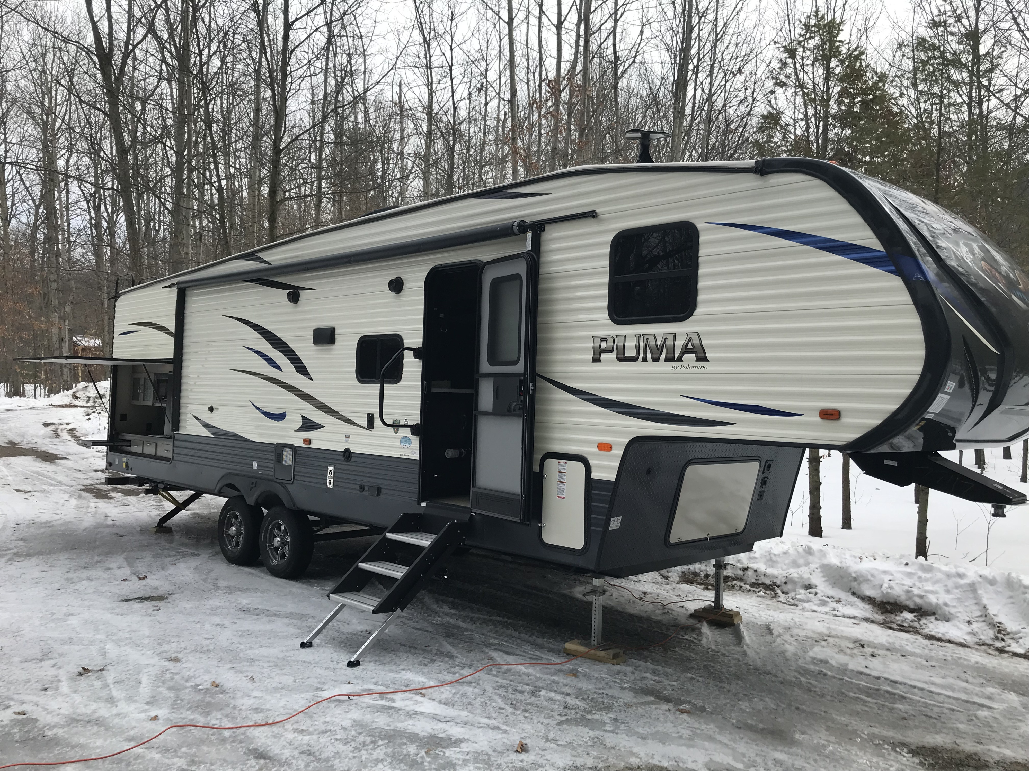 puma 5th wheel camper