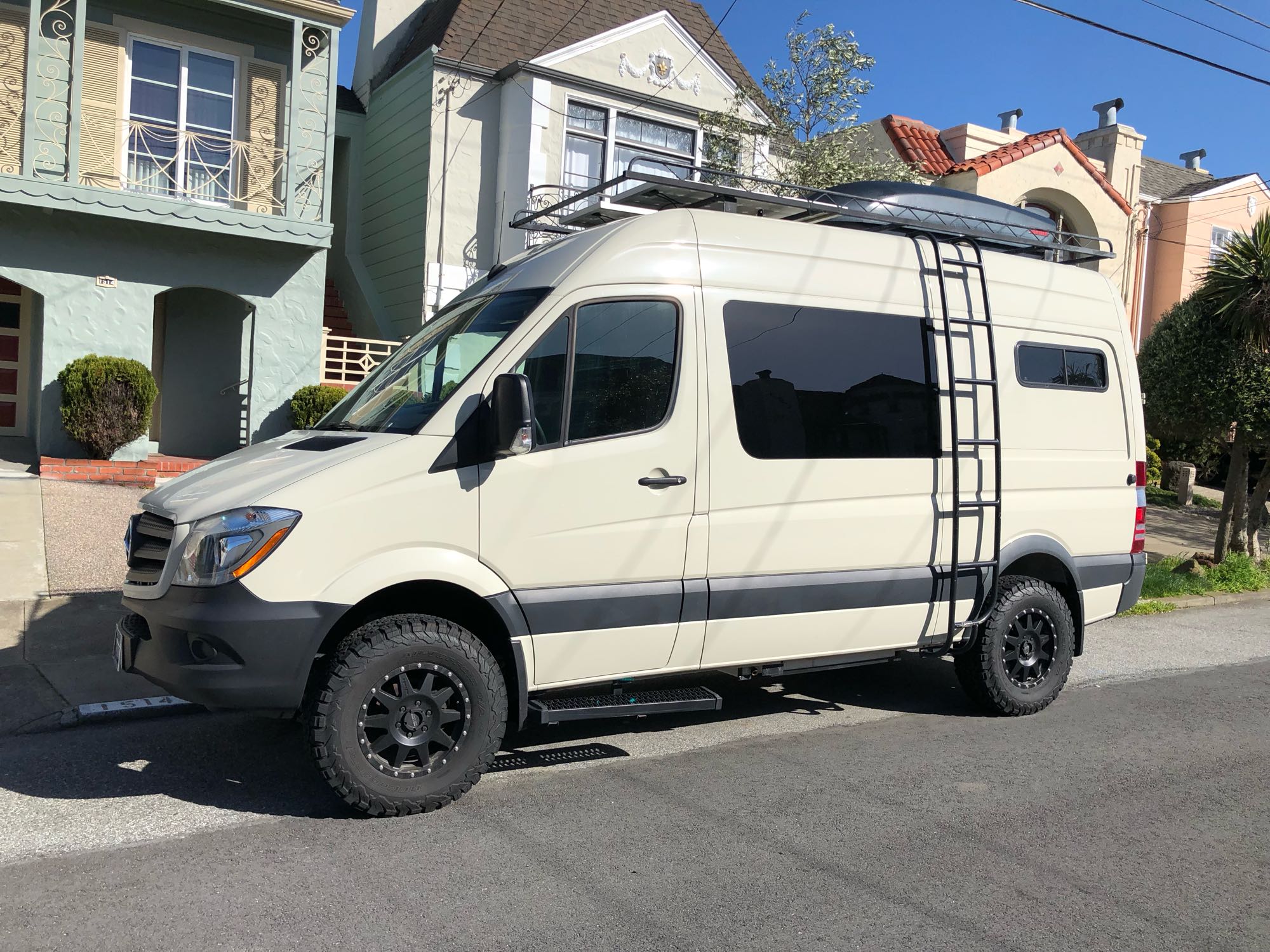 mercedes benz sprinter with bathroom