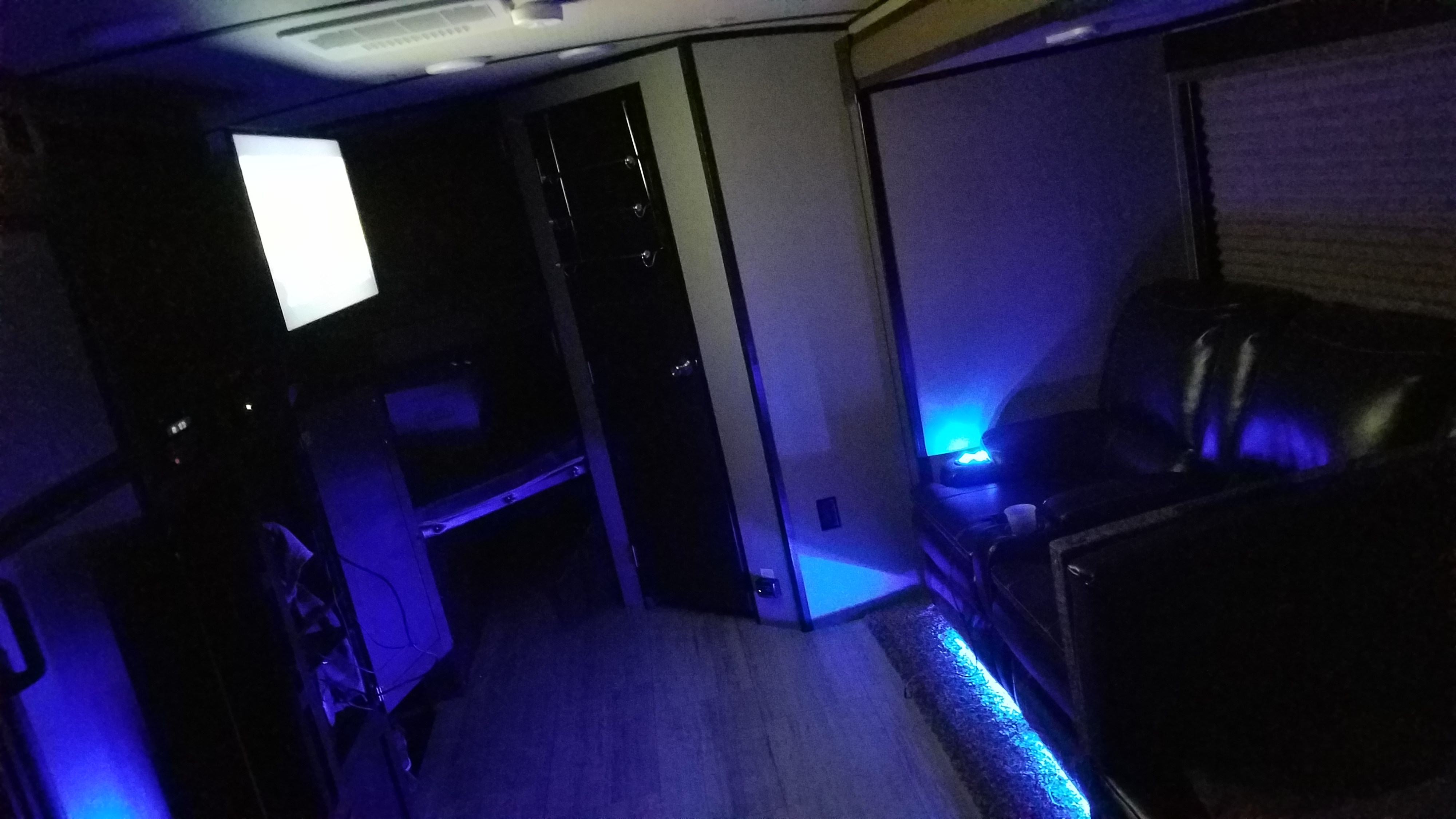Travel trailer RV Rental 