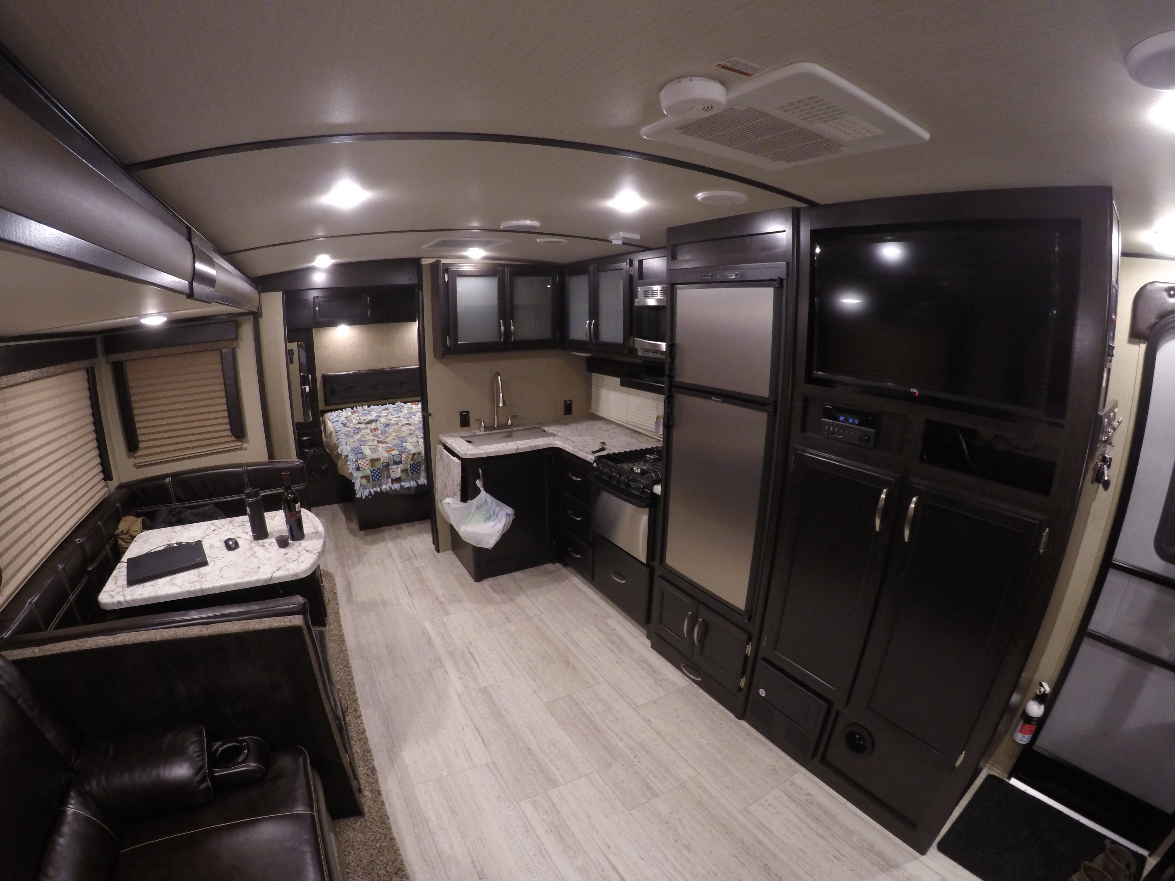 Travel trailer RV Rental 