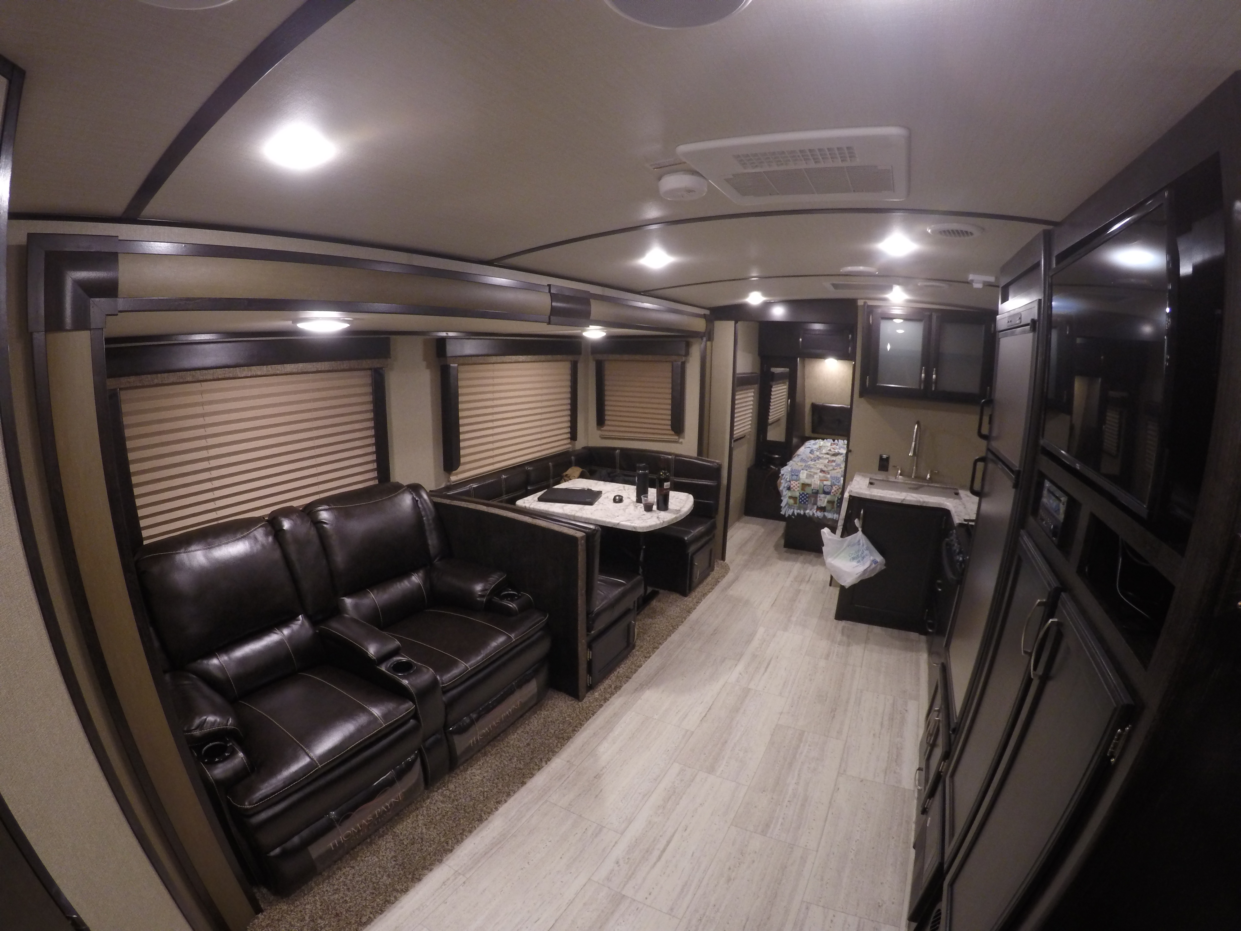 Travel trailer RV Rental 