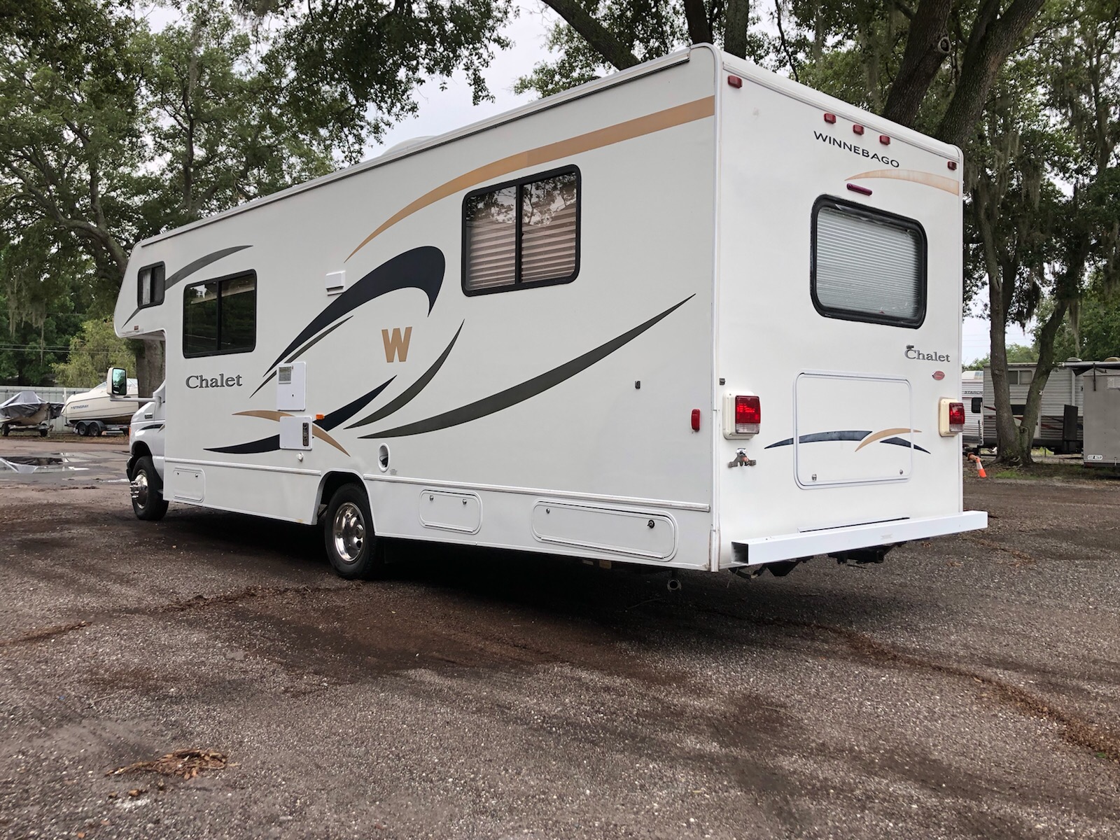 2007 Winnebago Chalet Class C Rental in Gibsonton, FL Outdoorsy