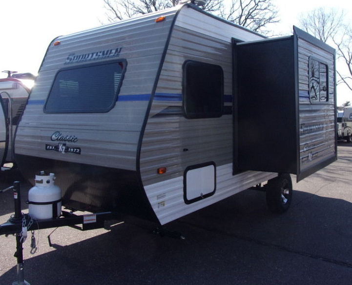 Top 25 Eau Claire, WI RV Rentals and Motorhome Rentals