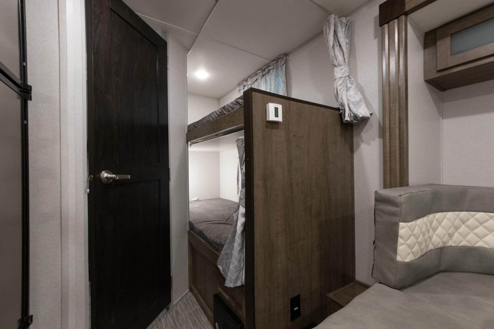 Travel trailer RV Rental 