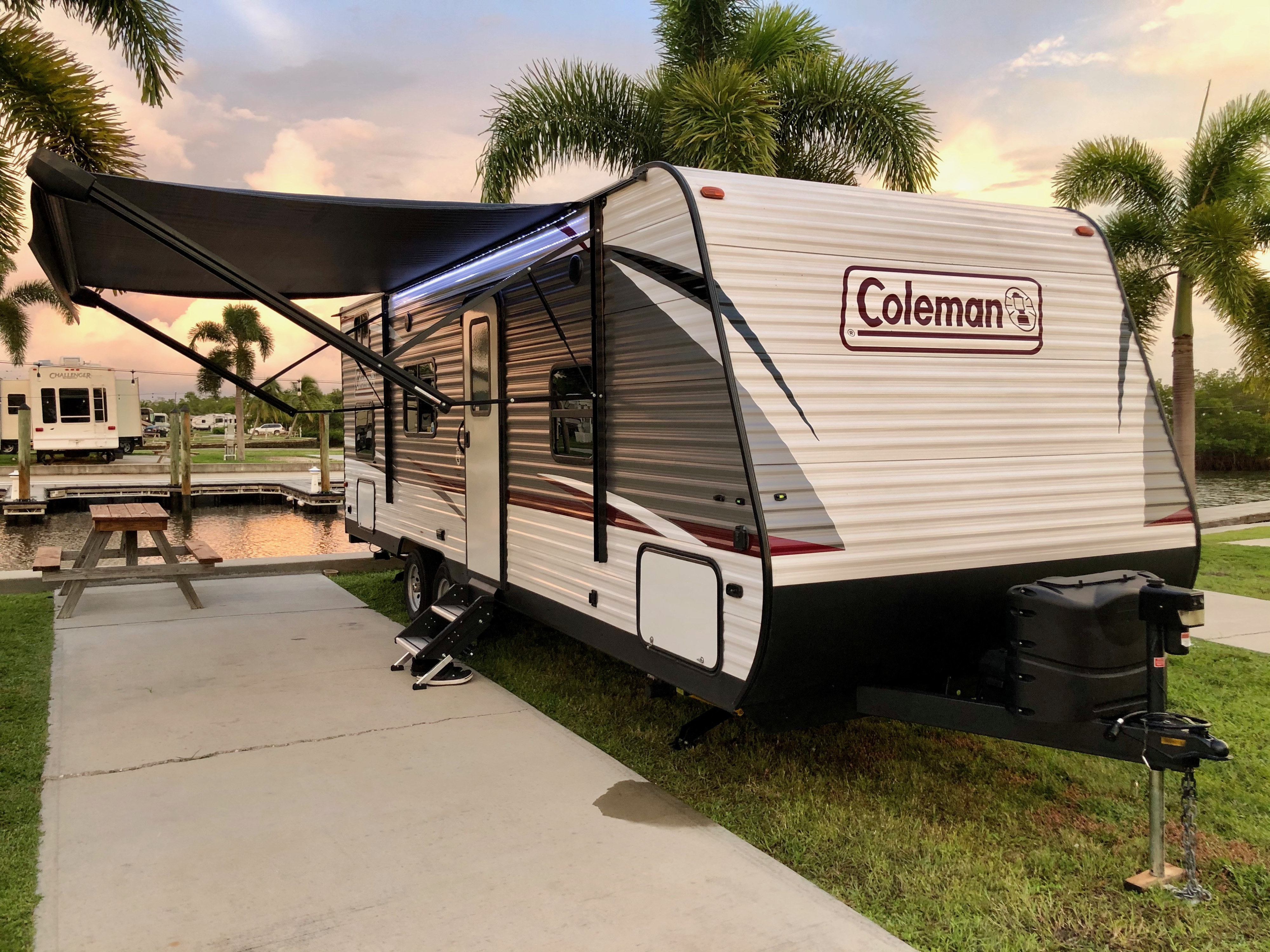 2023 coleman coleman lantern lt 274bh