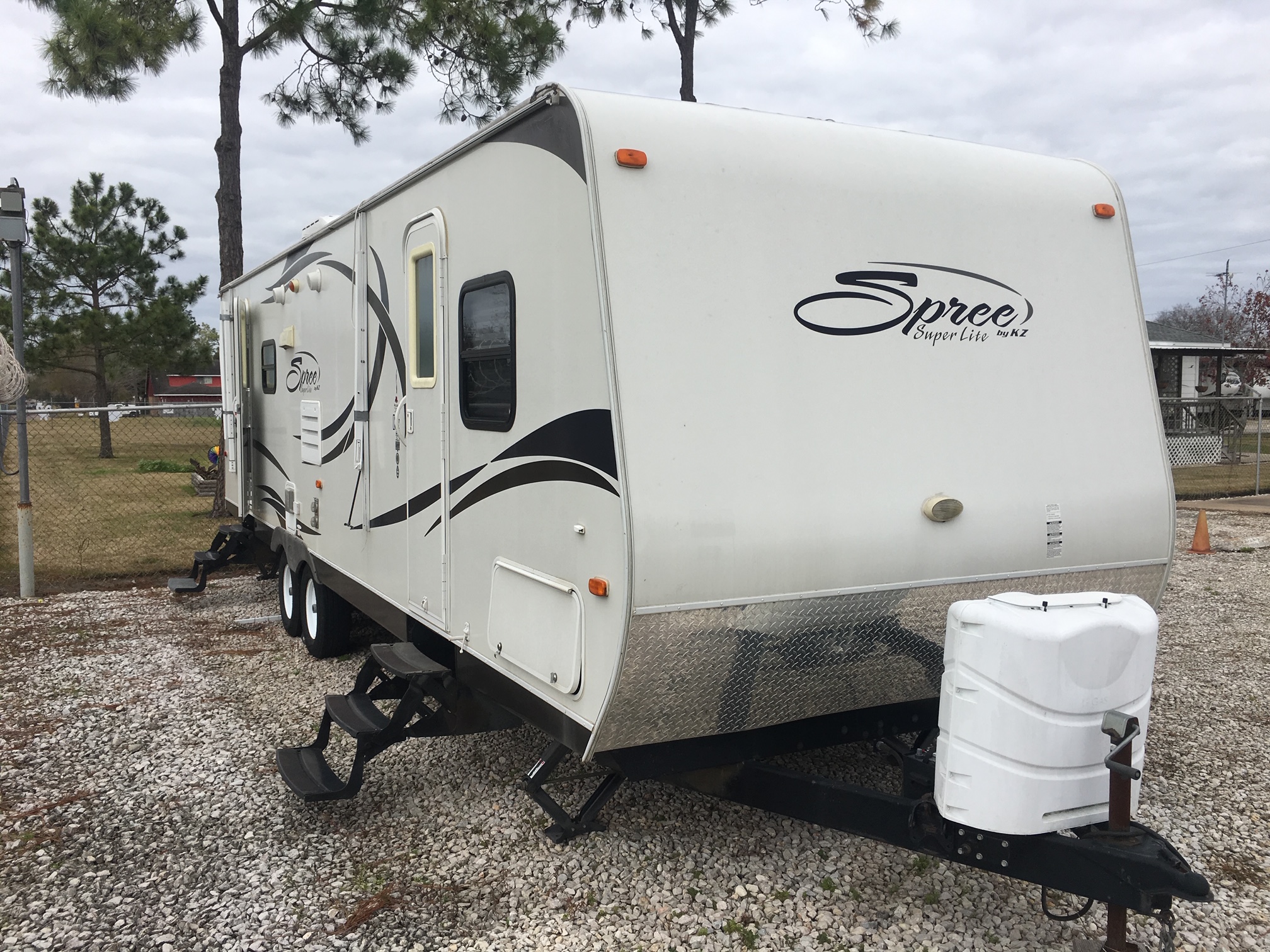 2012 K-Z Manufacturing Spree Ultra-Lite Travel trailer Rental in