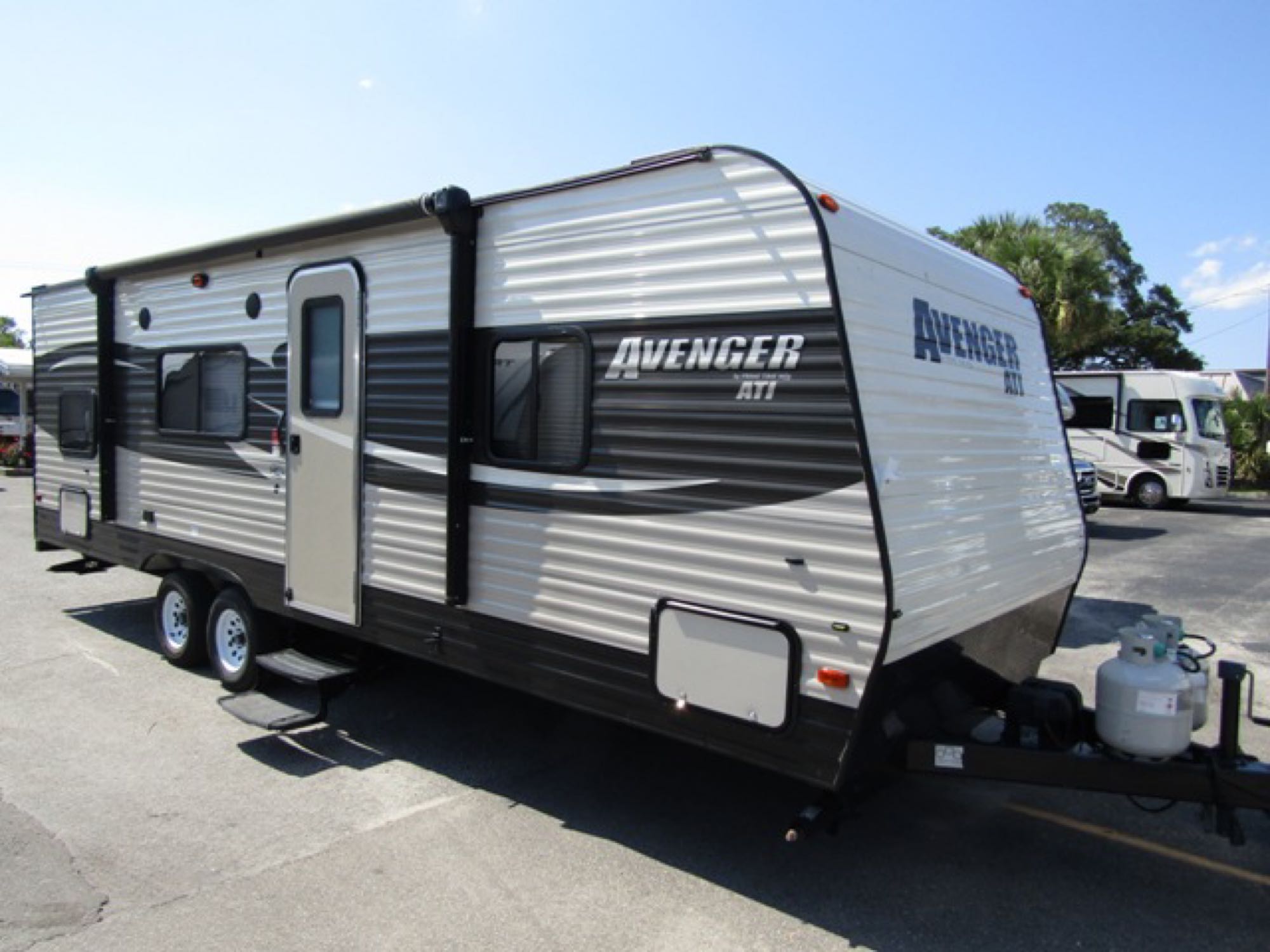 avenger 26bb travel trailer