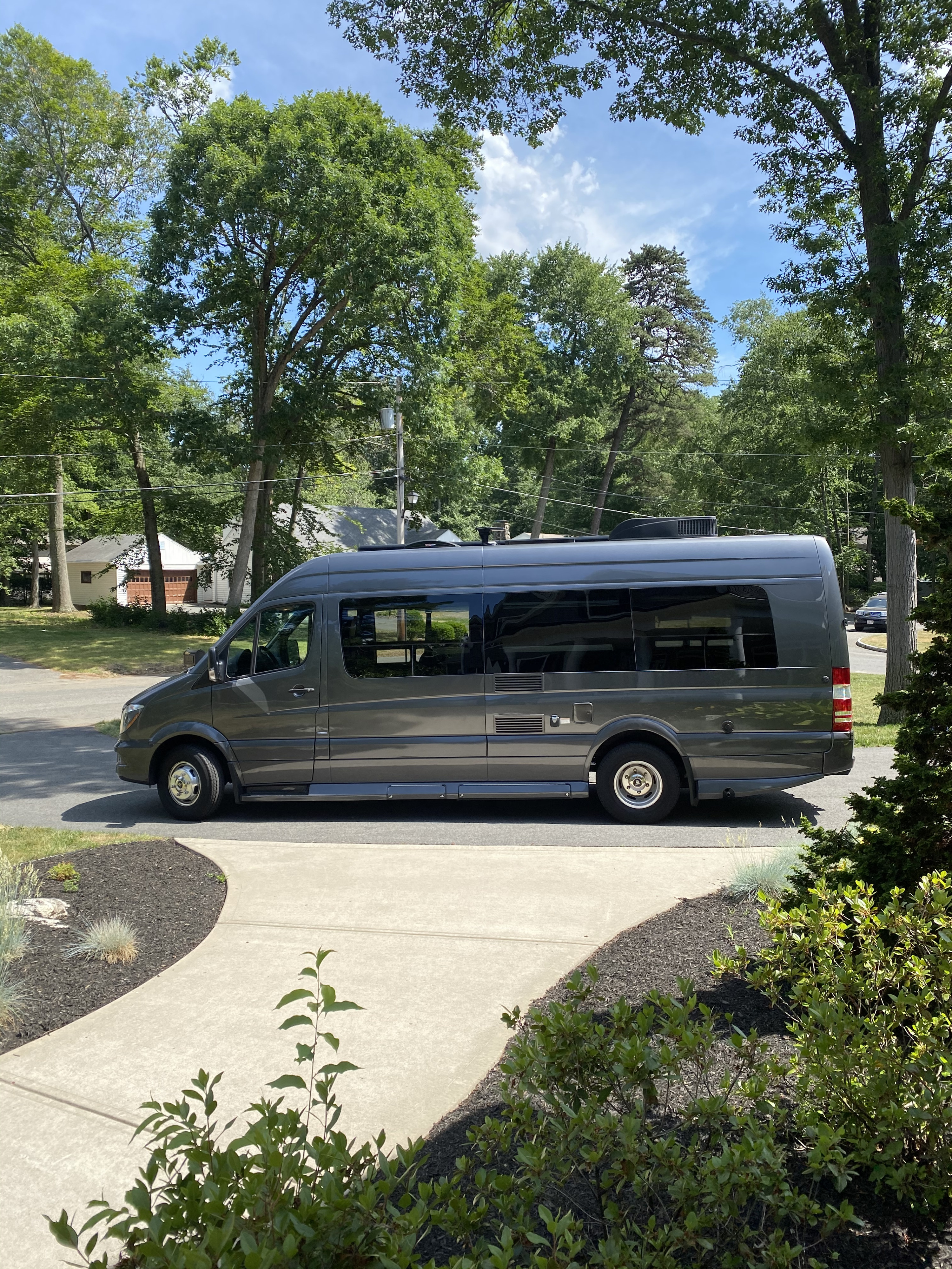 Custom Limousine Bus Interiors The New Chrysler Available Now Custom Party Buses New Party Bus Limousine Bus Interior