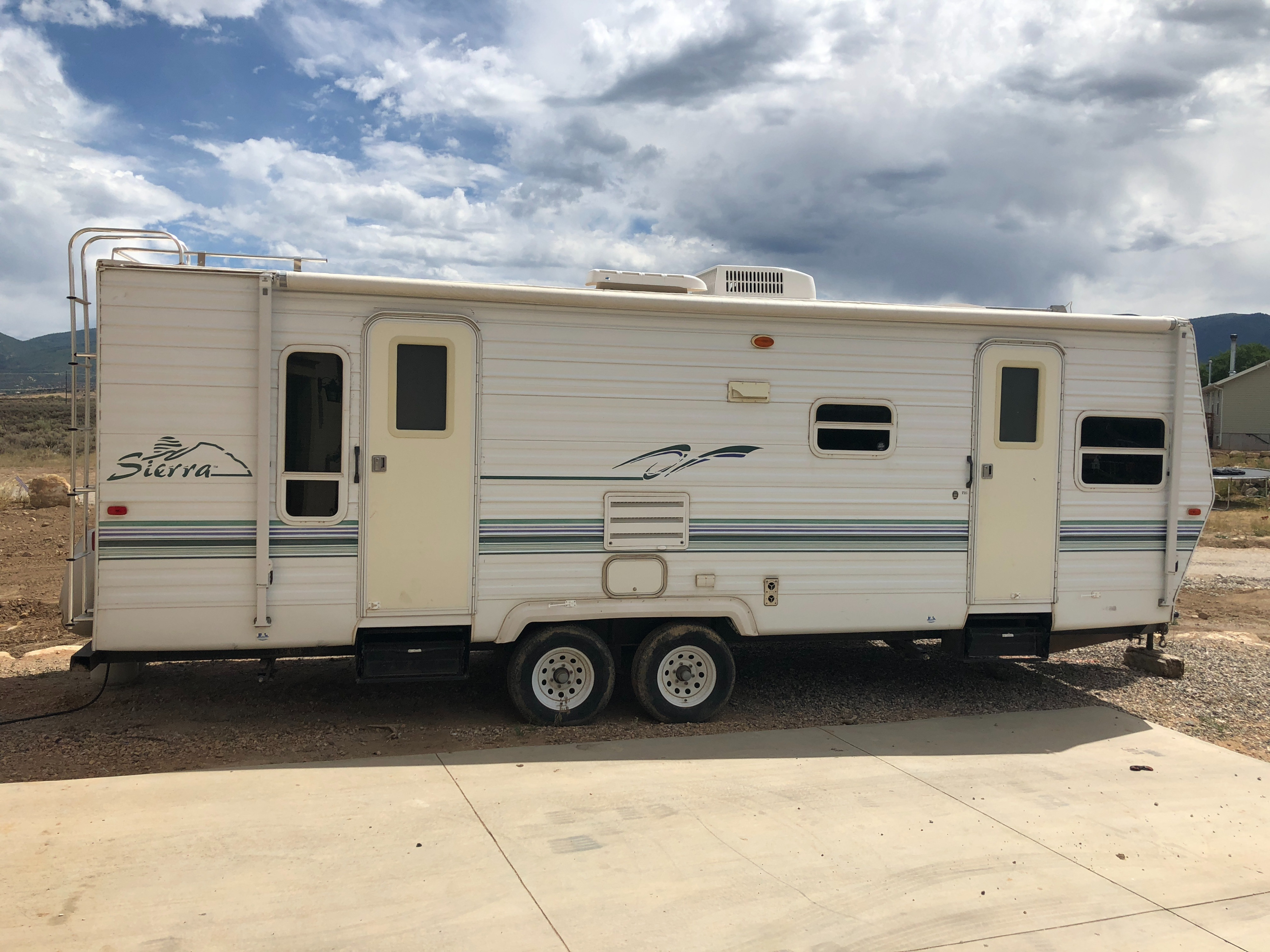 2003 ForestRiver Sierra Travel Trailer Rental in Mount Pleasant, UT |  Outdoorsy