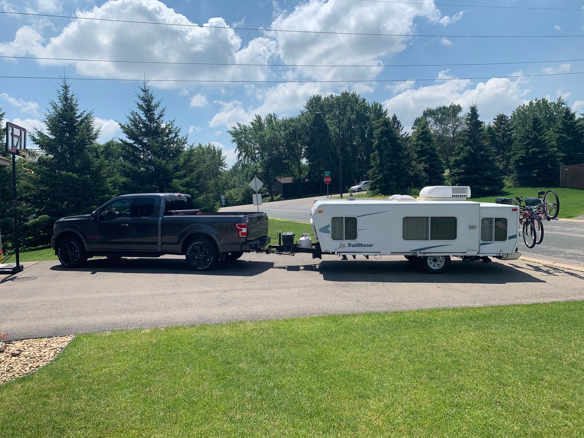 2008 Trailmanor 2619 Folding Trailer Rental in Rosemount, MN Outdoorsy