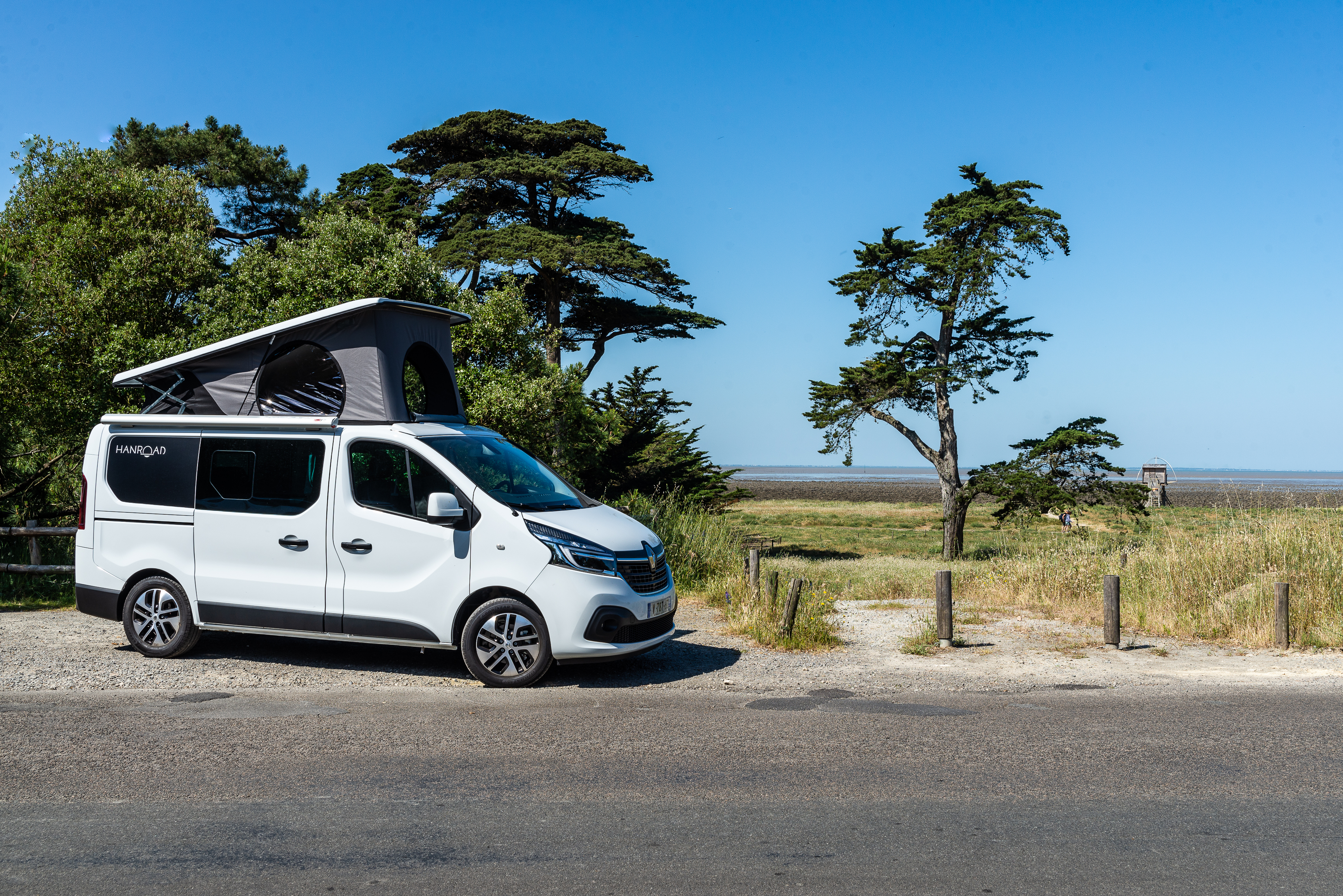 AJA - Combi-Van Aventure