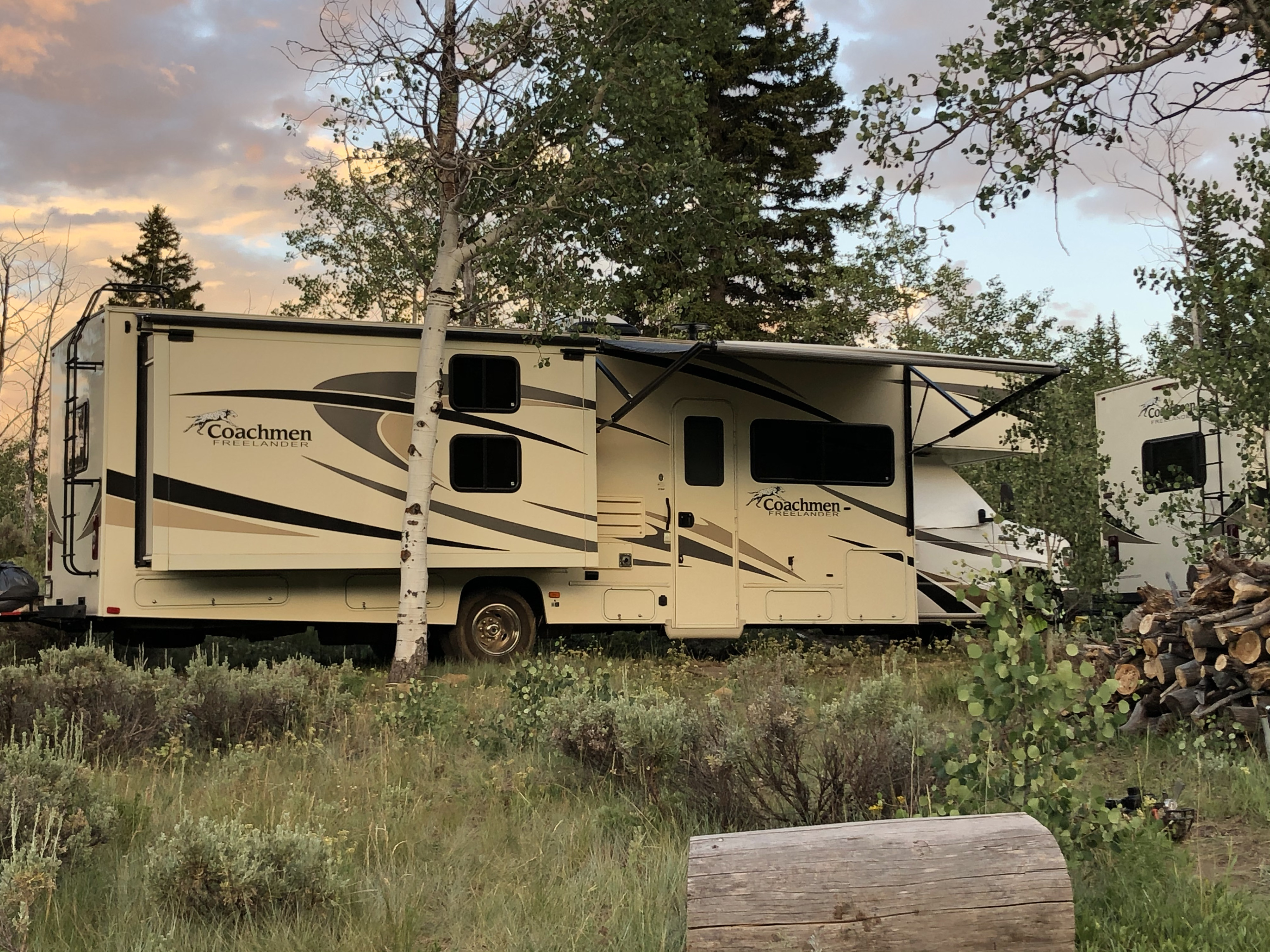 2018 LIKE NEW Coachmen Freelander bunk house