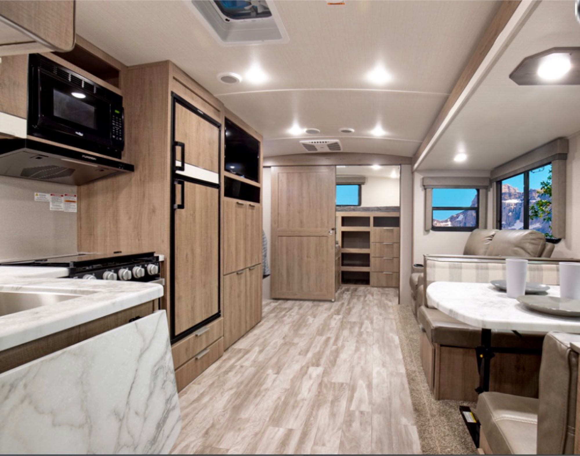 2021 Grand Design Transcend Explor 247BH Travel Trailer Rental in Chula  Vista, CA | Outdoorsy
