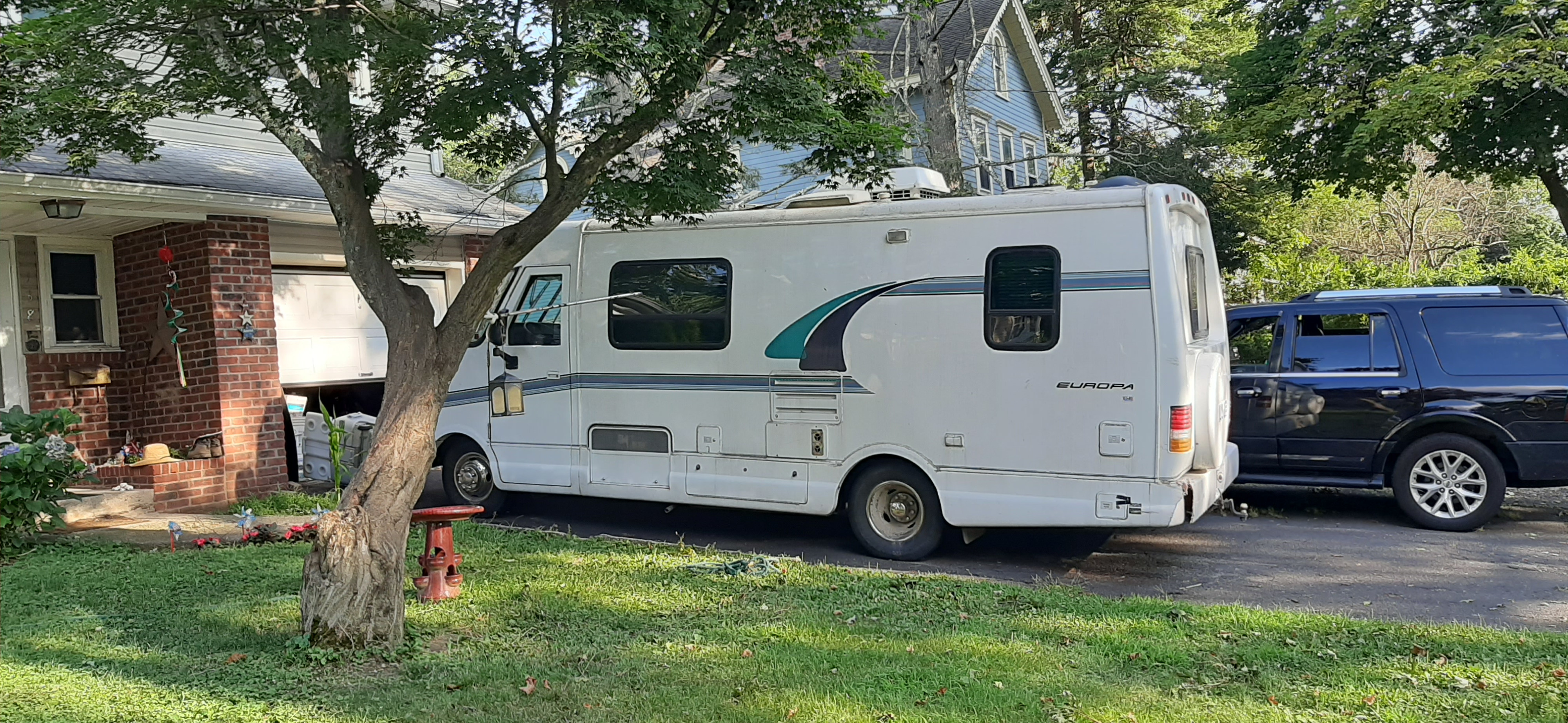 1996 Europa 230 Class B Rental in New York, NY Outdoorsy