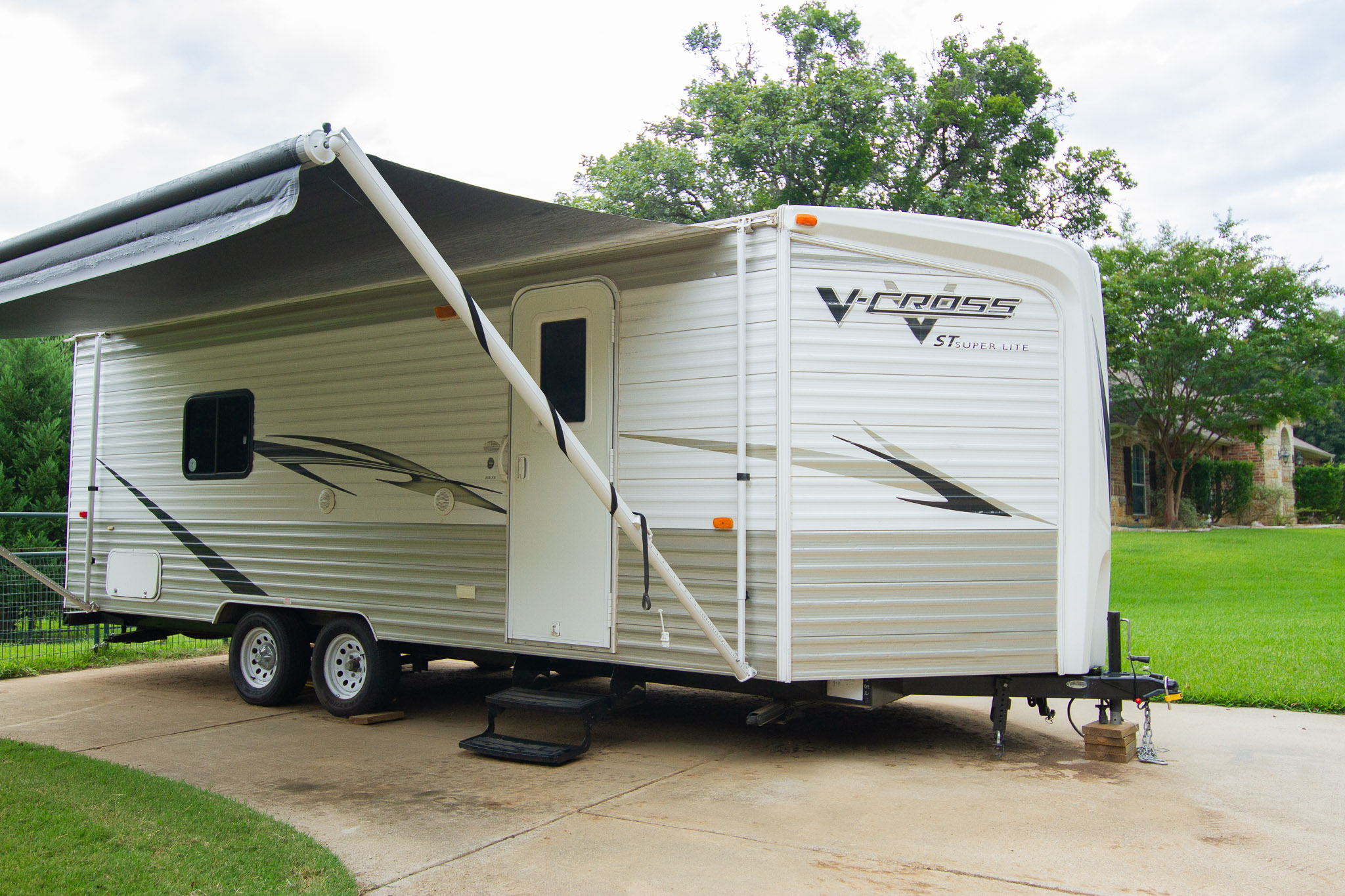2010 Forest River V-Cross Trailer Rental in Burleson, TX | Outdoorsy