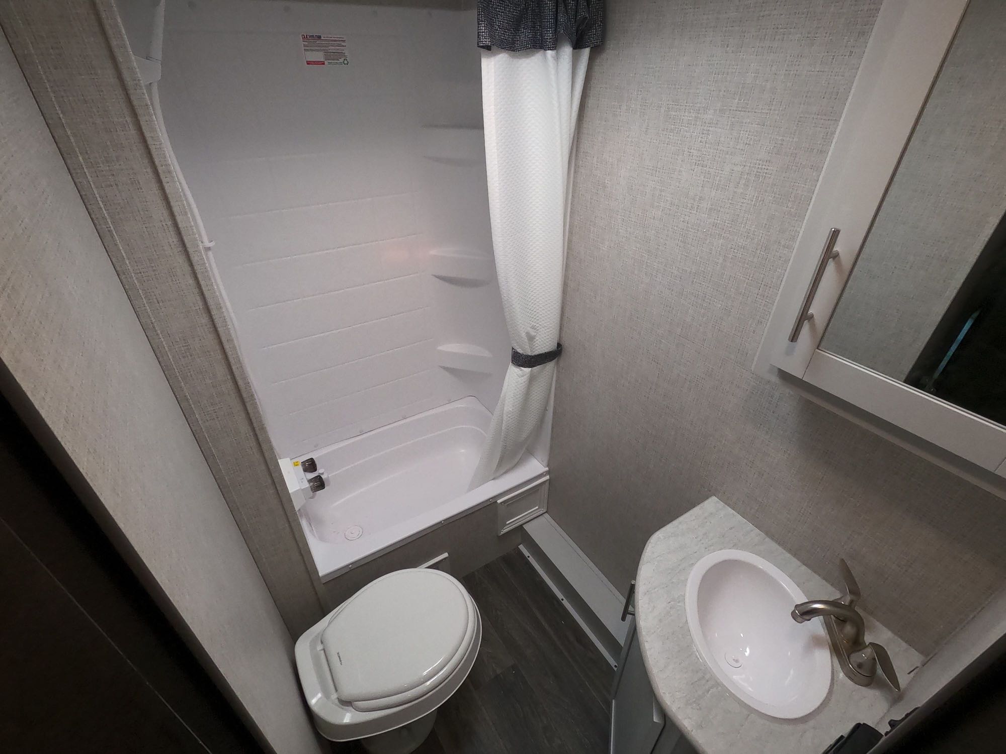 Travel trailer RV Rental 