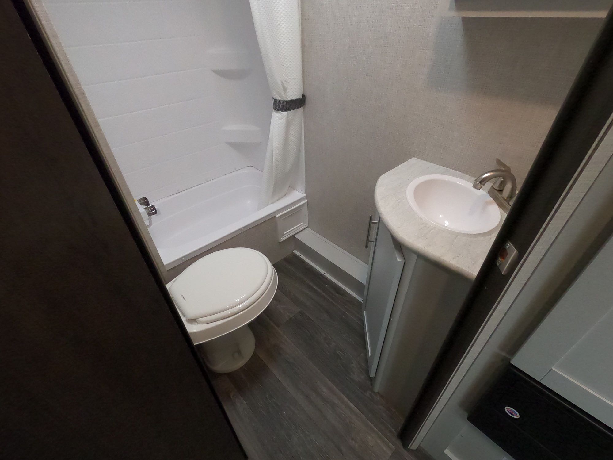 Travel trailer RV Rental 