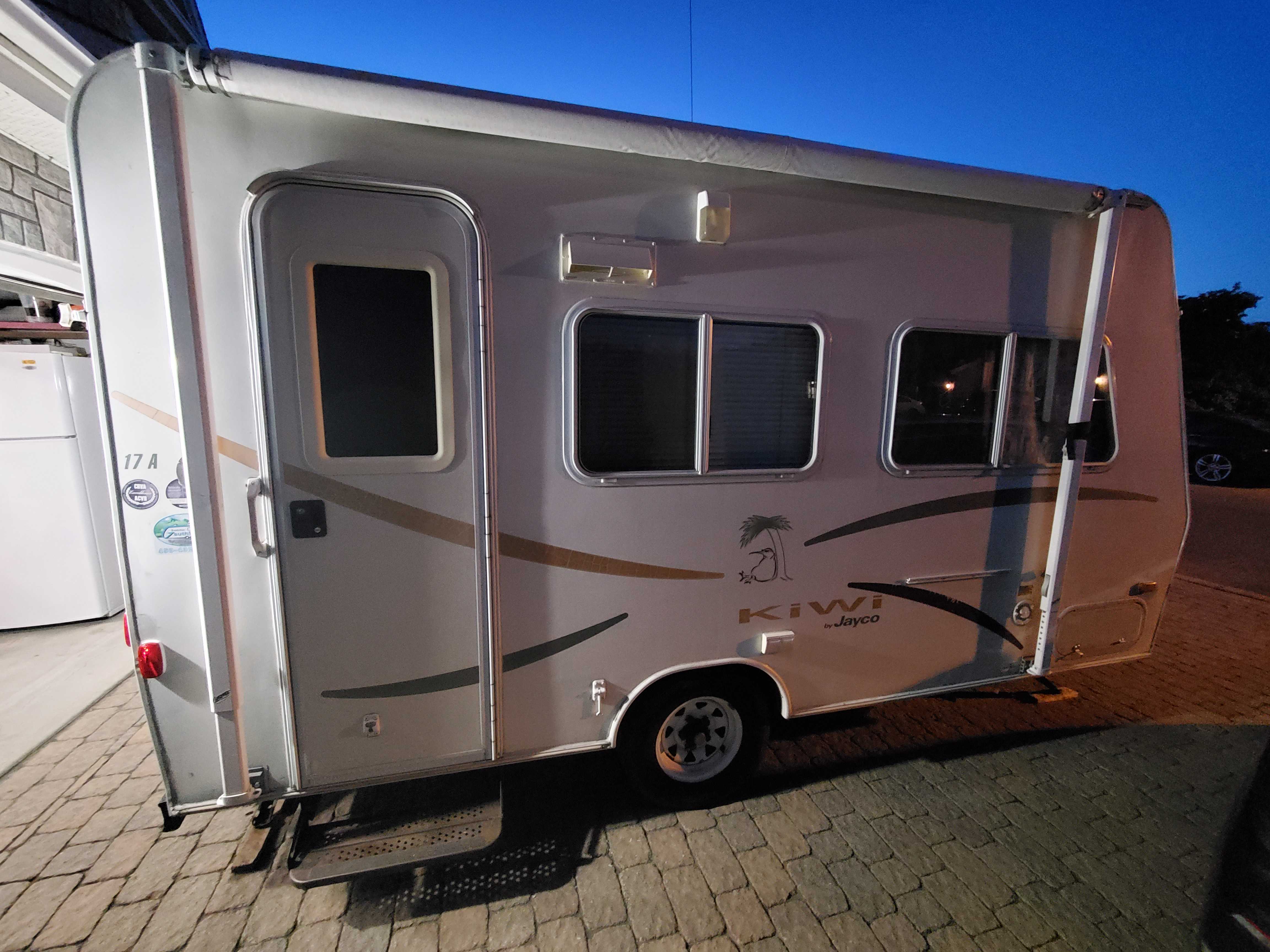 2001 Jayco Kiwi Trailer Rental in Laval, QC Outdoorsy