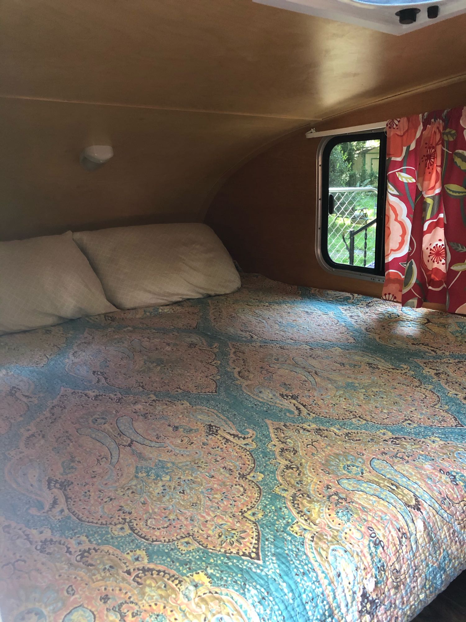 Travel trailer RV Rental 