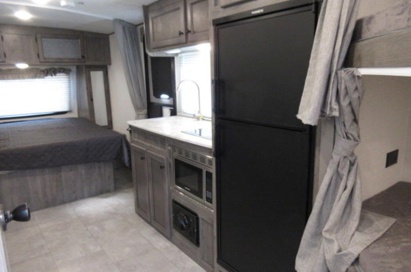 Travel trailer RV Rental 