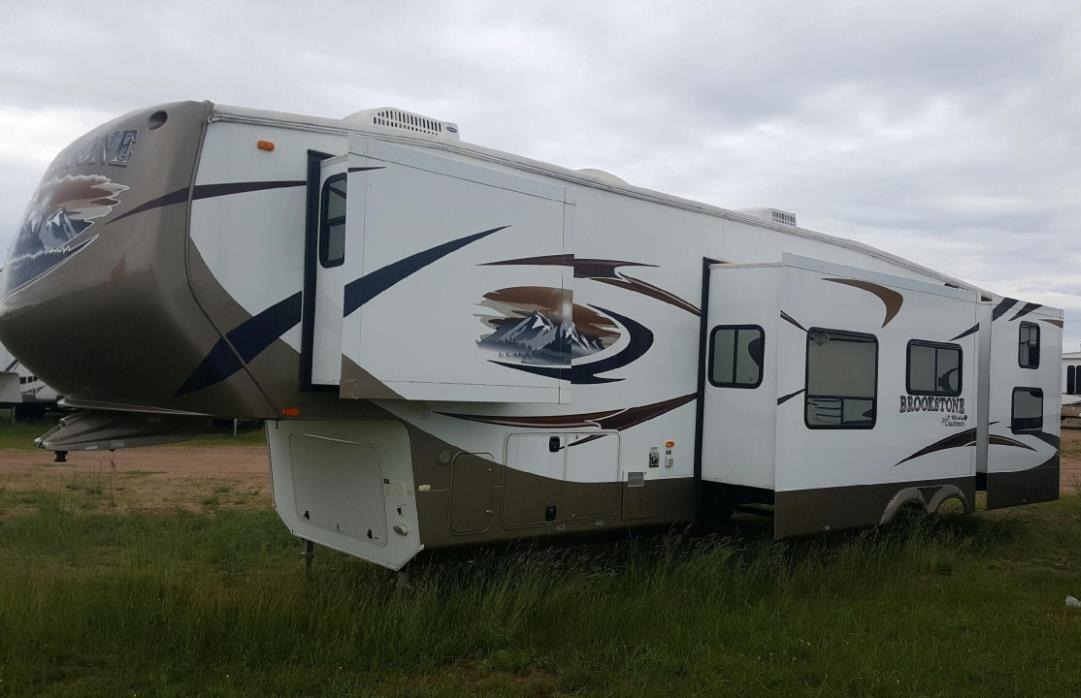 2012 Coachmen Brookstone Fifth wheel Rental in Granbury TX