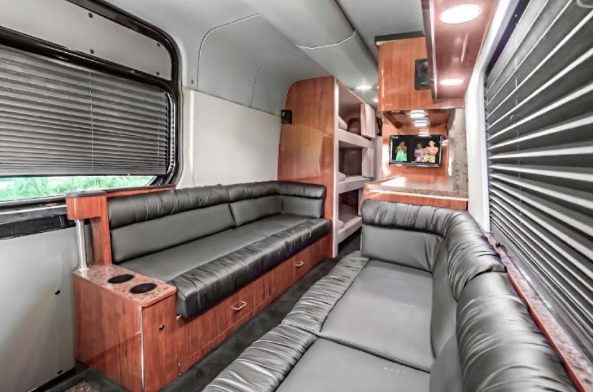 Camper van RV Rental 