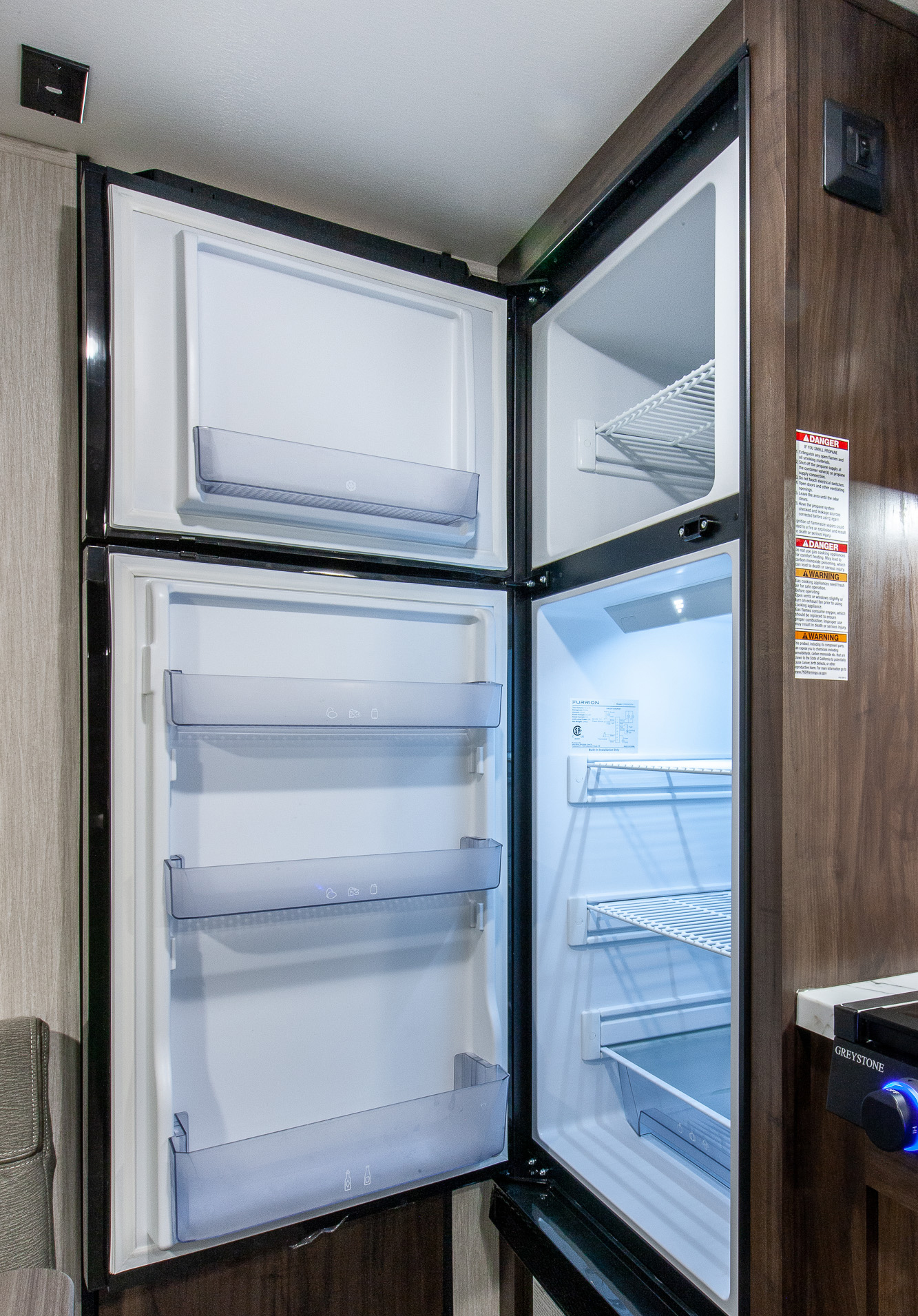 Travel trailer RV Rental 