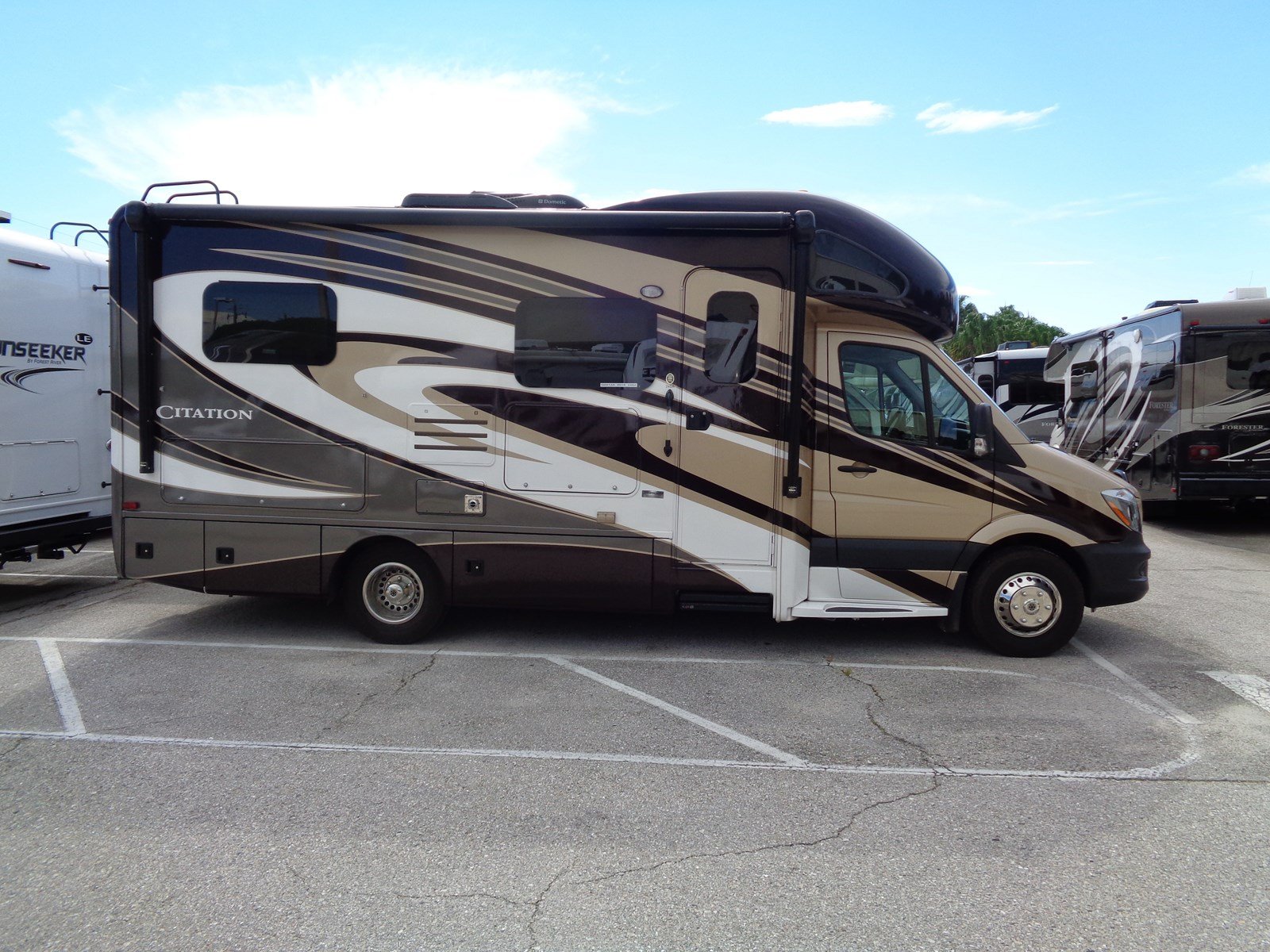 16 Thor Motor Coach Citation Class C Rental In Apache Junction Az Outdoorsy