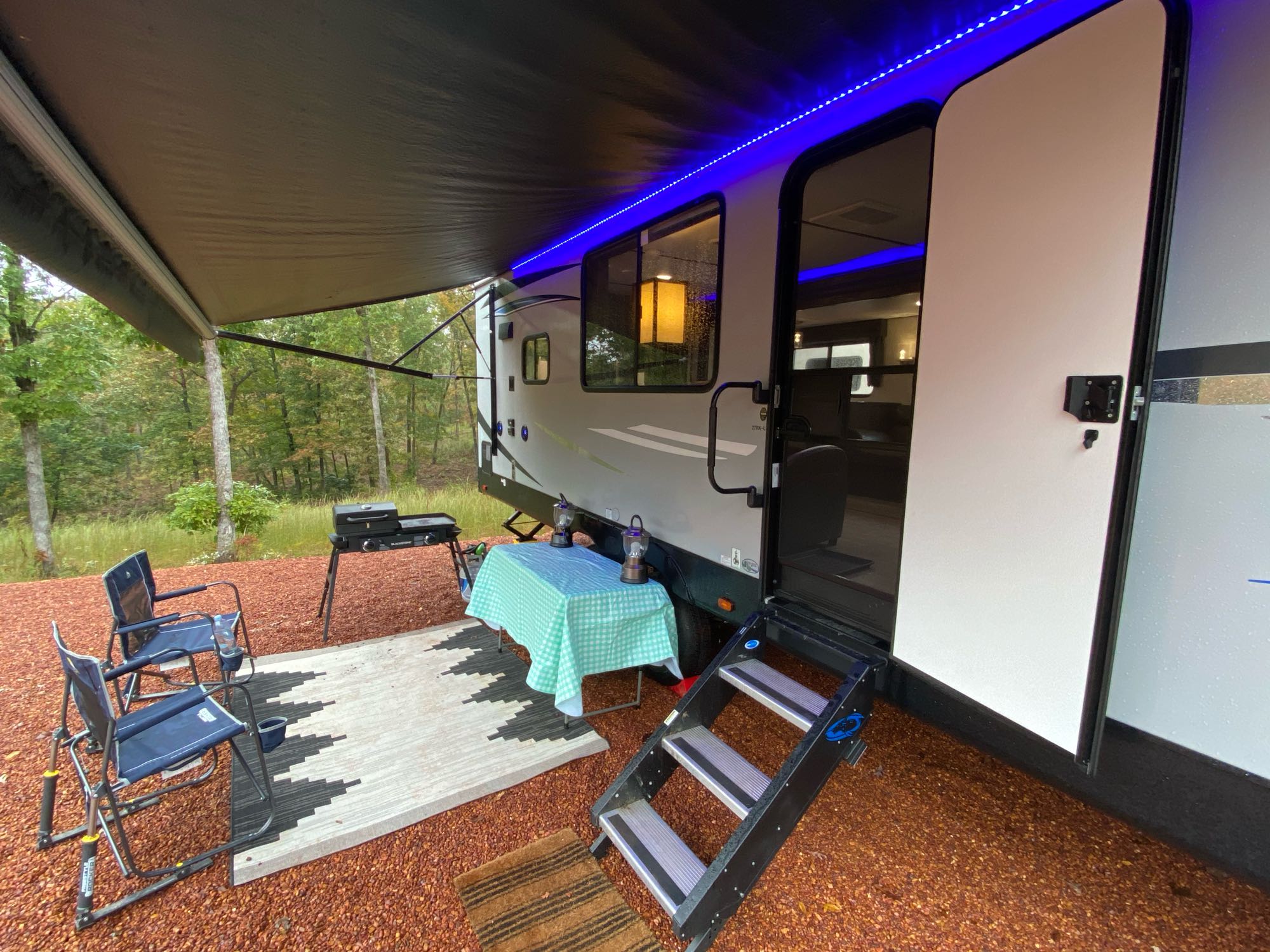 Travel trailer RV Rental 