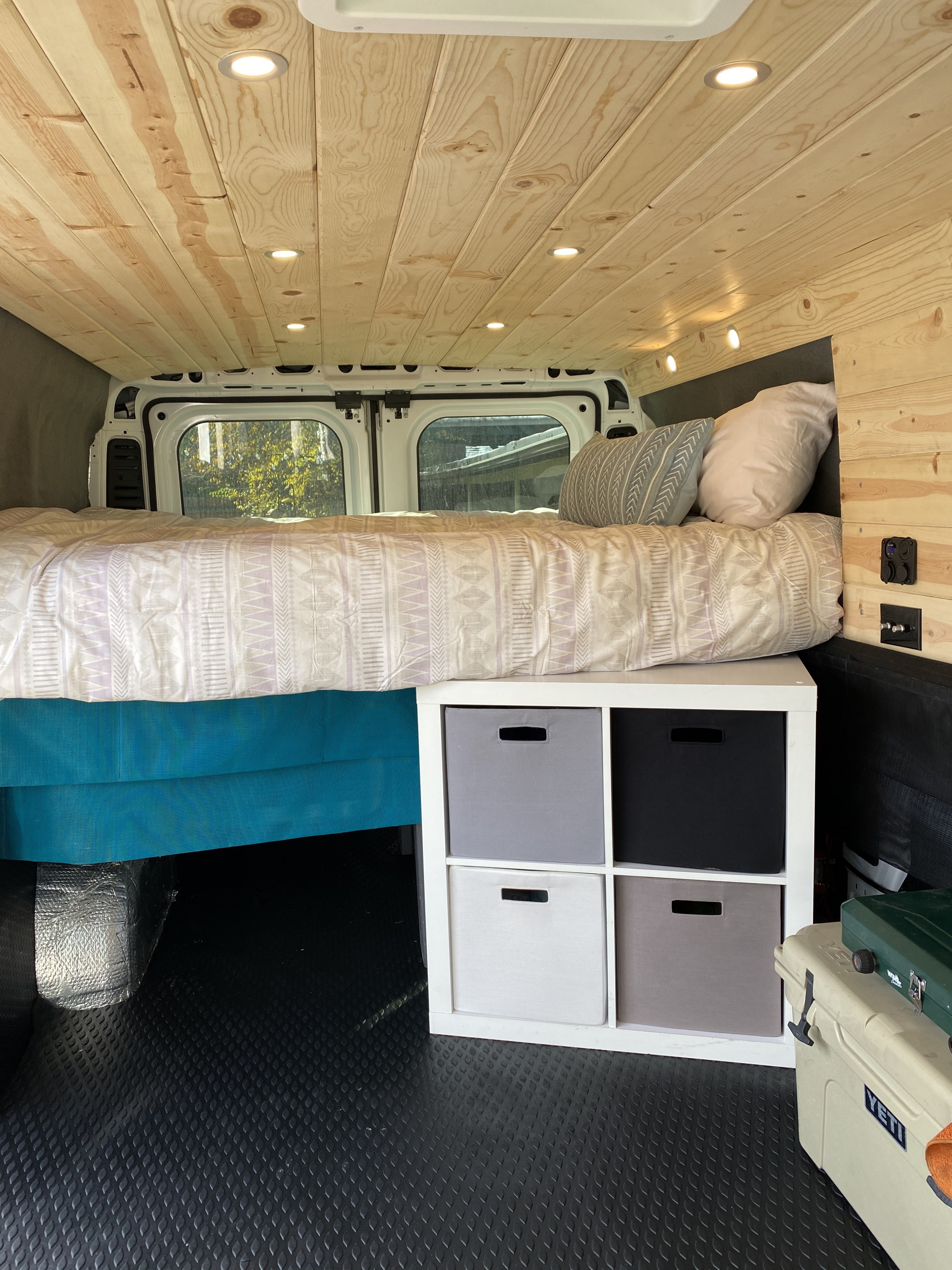 Double bed, storage, and LED reading lights!
6'2" from wall to wall. Dodge 1500 2019