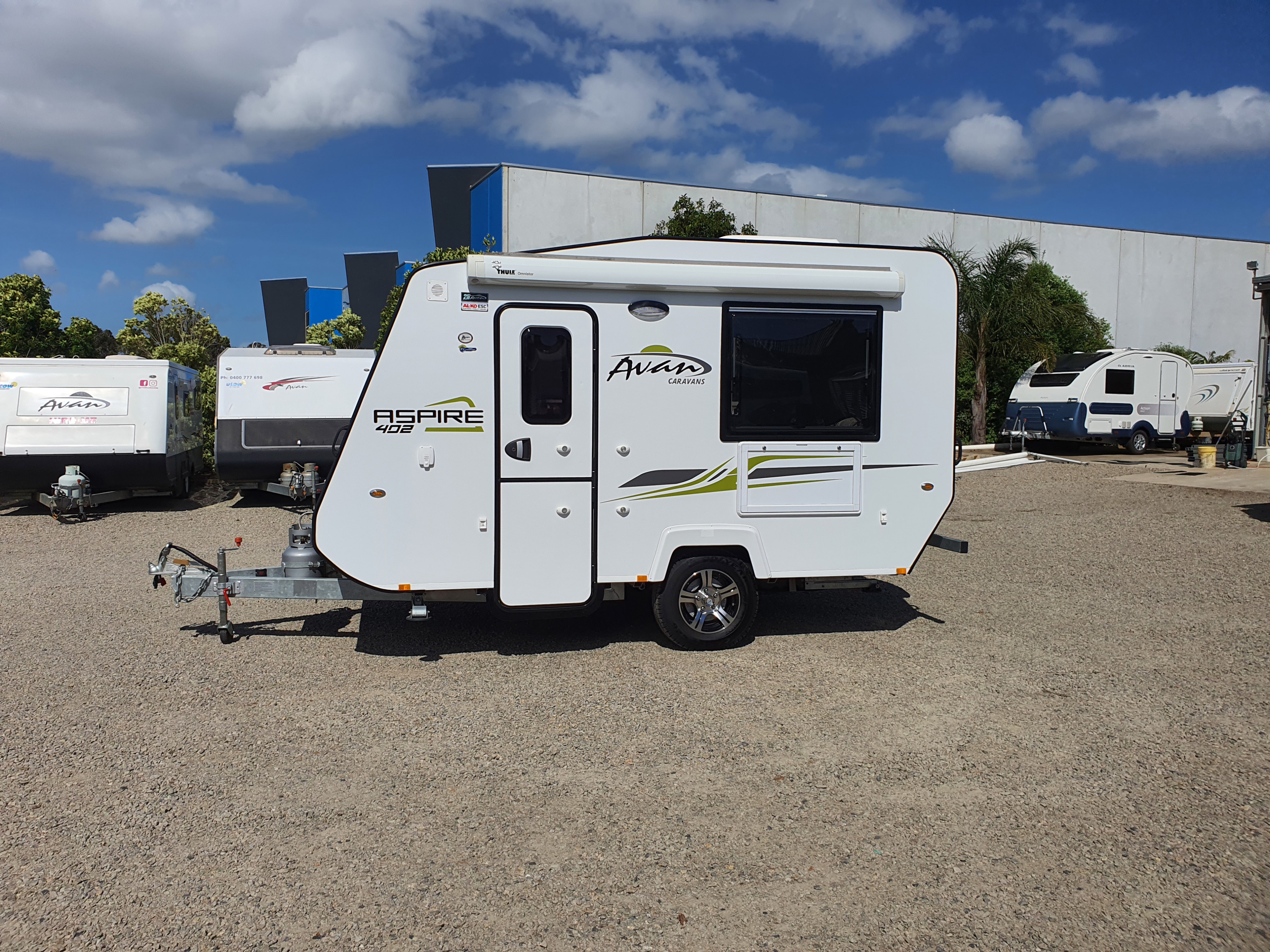 2018 Avan Aspire 402