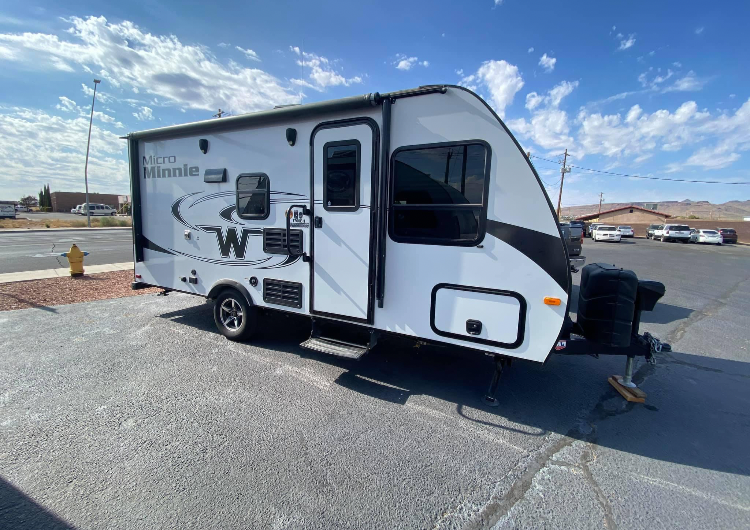 2018 Winnebago Micro Minnie Trailer Rental in Kingman, AZ Outdoorsy